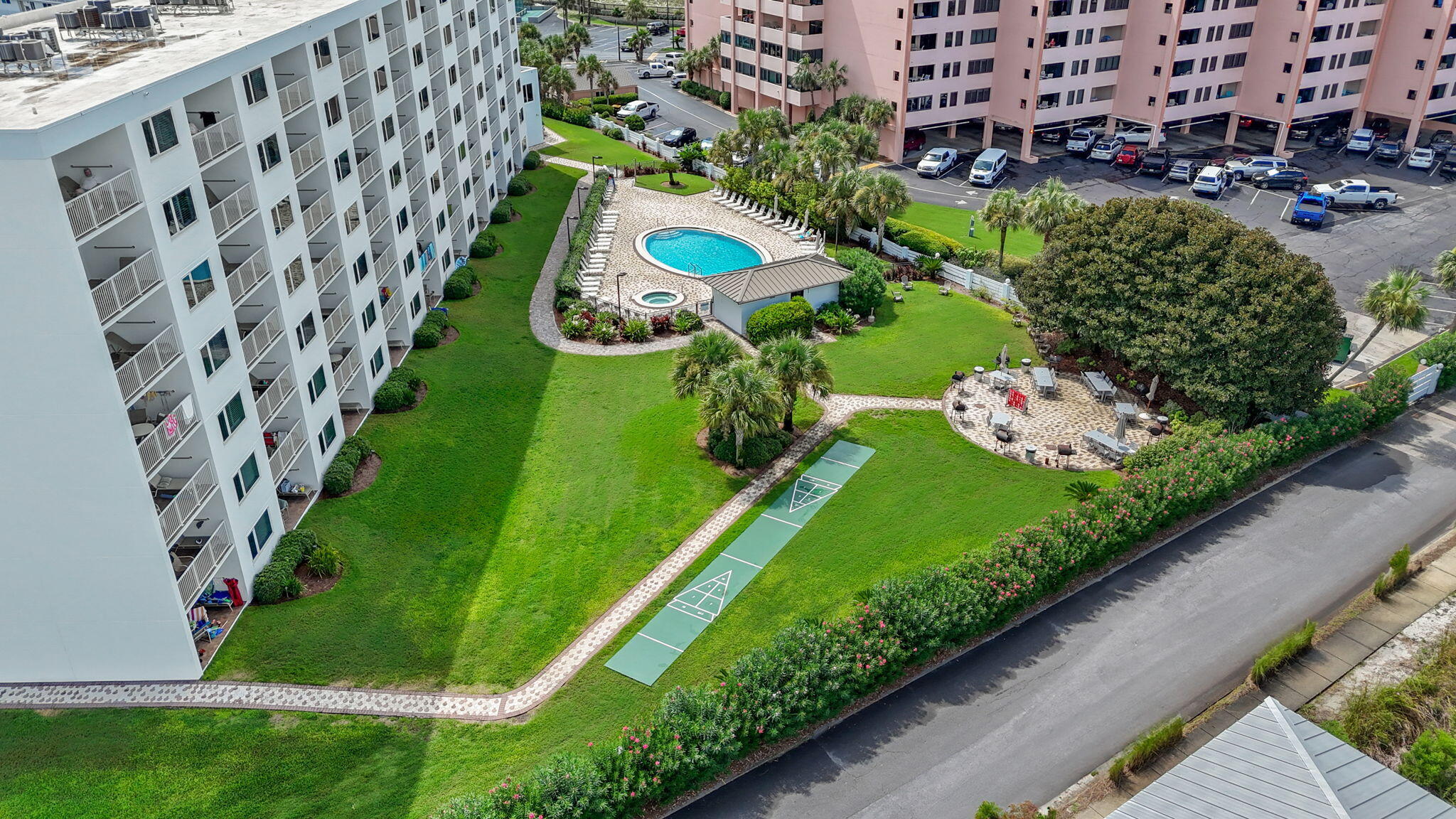ISLANDER CONDO PH 2 - Residential