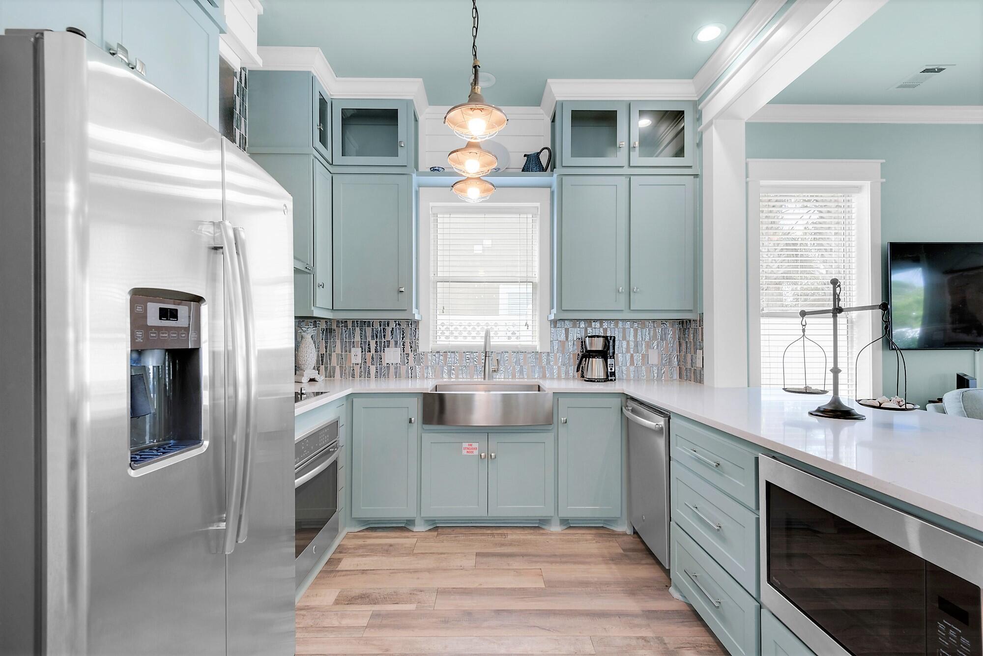 EMERALD WATERS VILLAGE - Residential