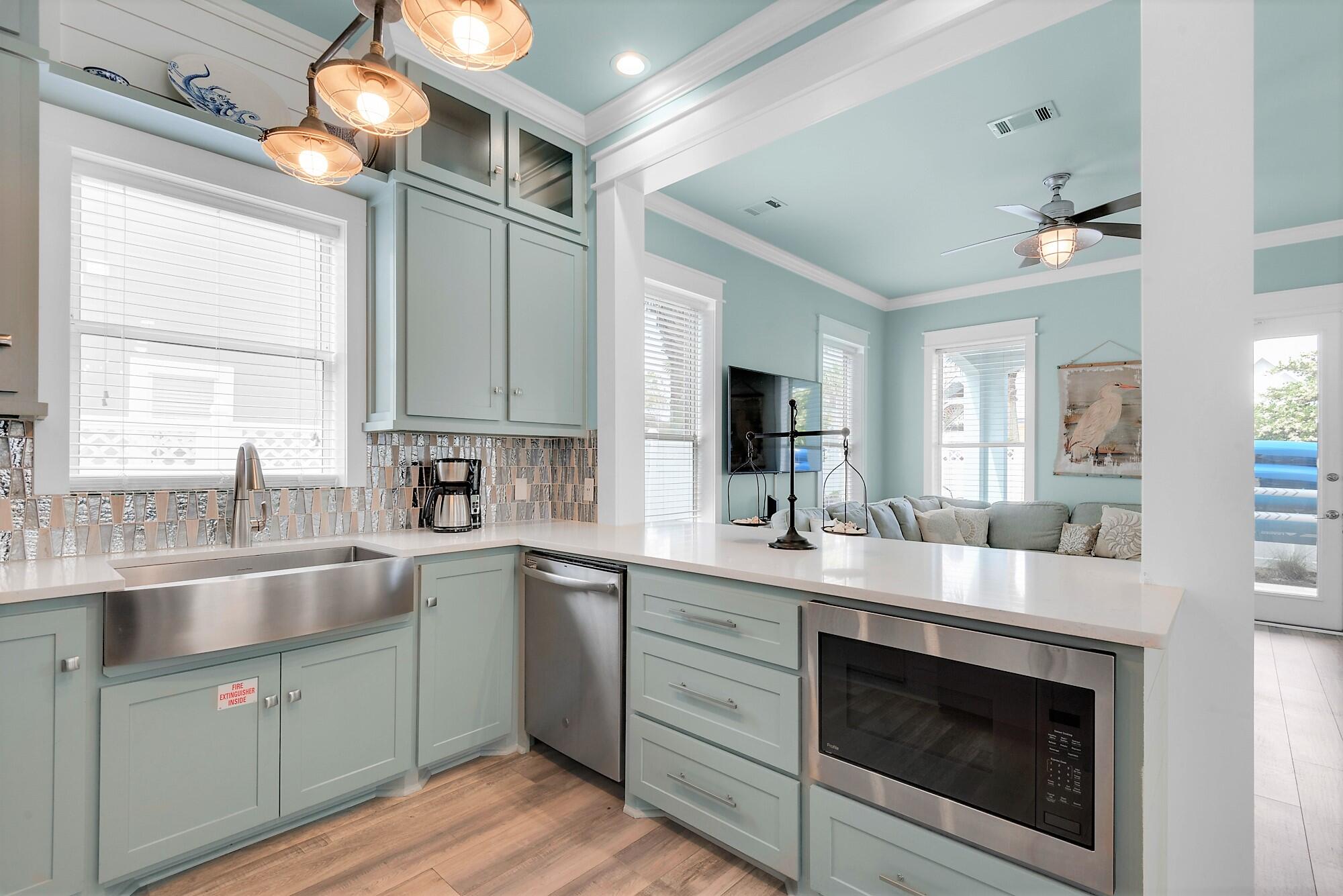 EMERALD WATERS VILLAGE - Residential