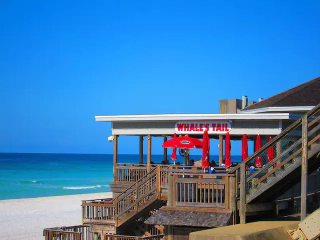 EMERALD WATERS VILLAGE - Residential