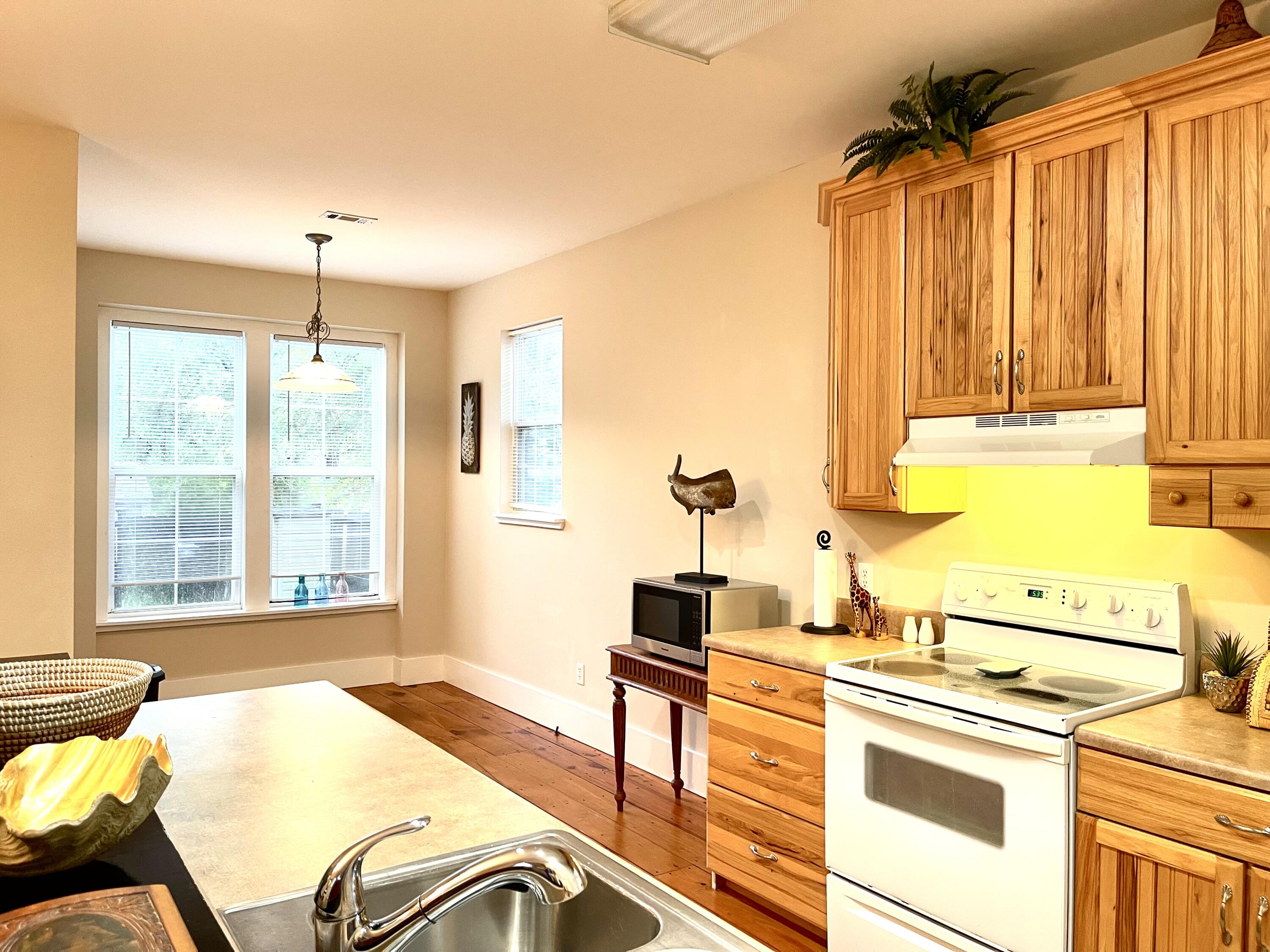 TOWN OF SANTA ROSA - Residential