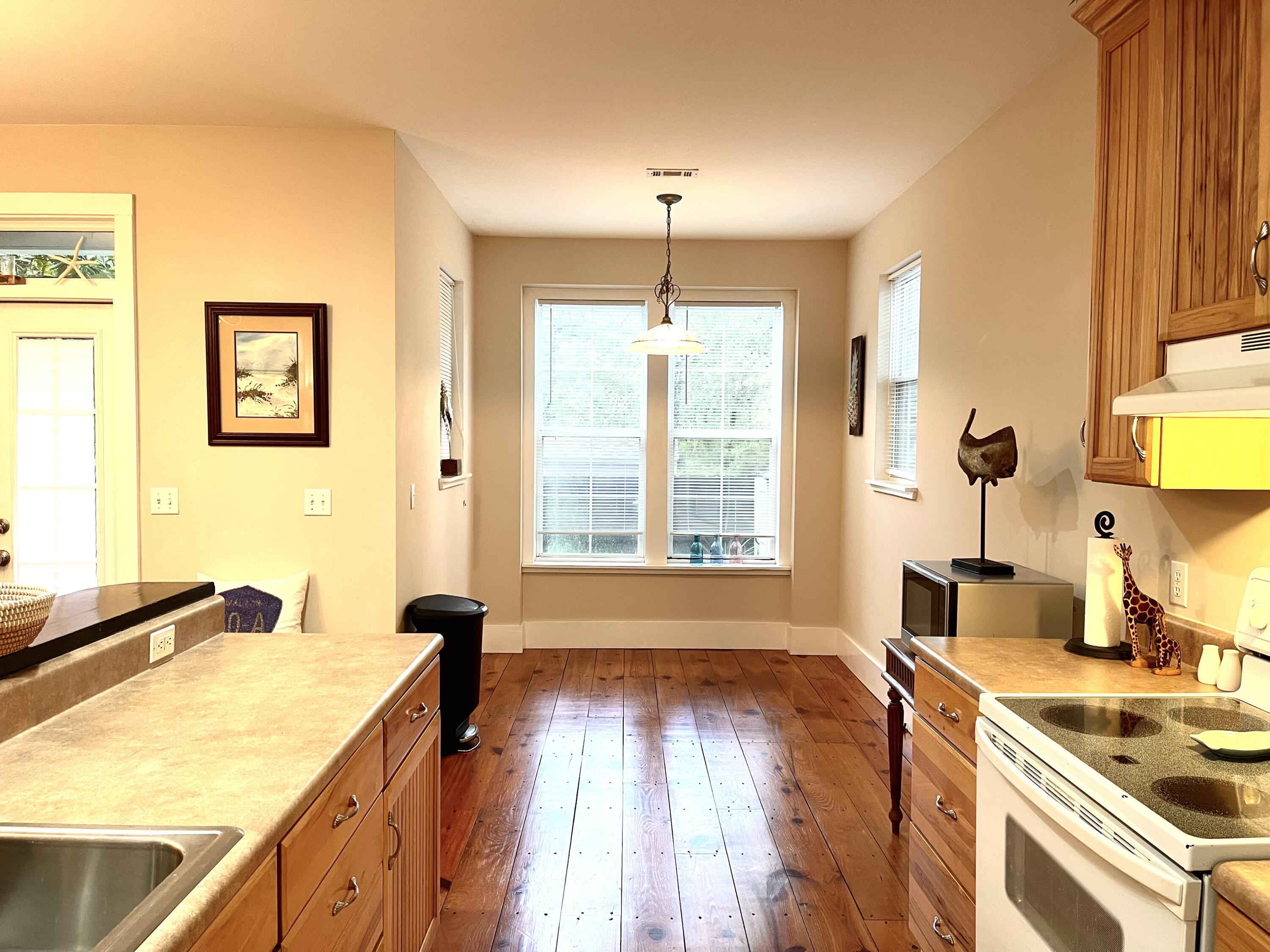 TOWN OF SANTA ROSA - Residential