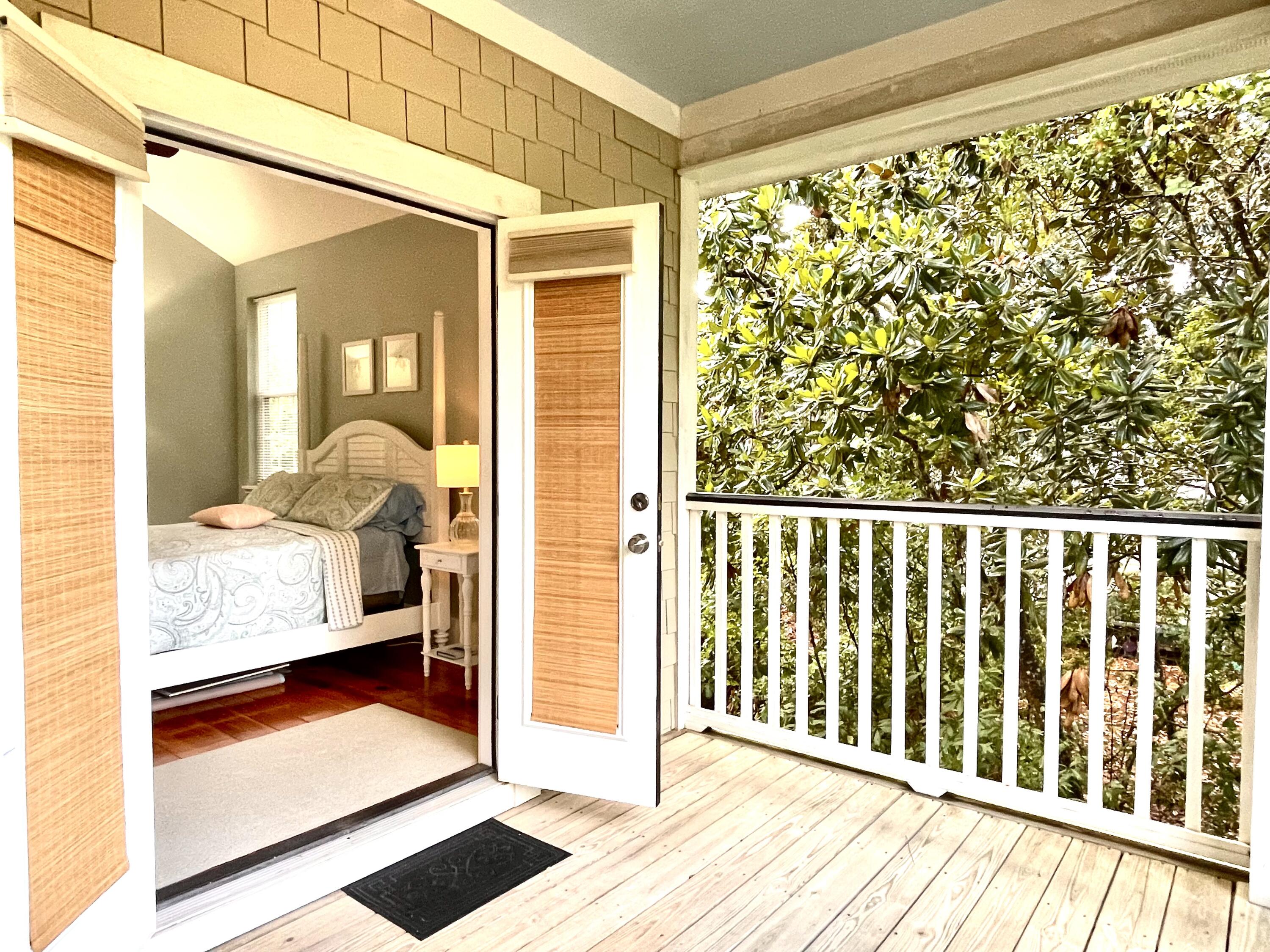 TOWN OF SANTA ROSA - Residential