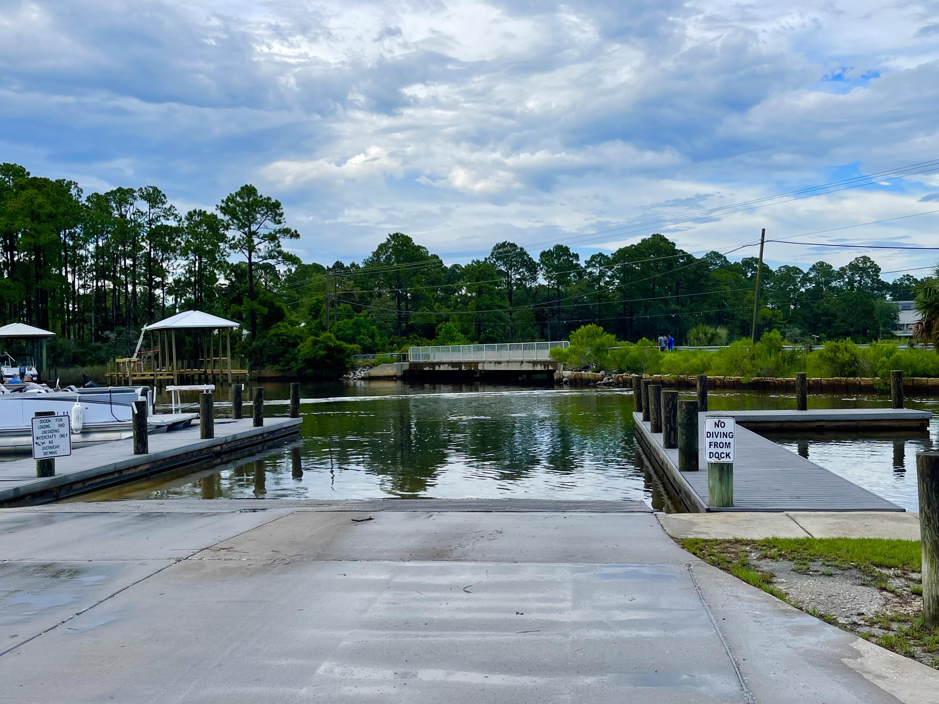 TOWN OF SANTA ROSA - Residential