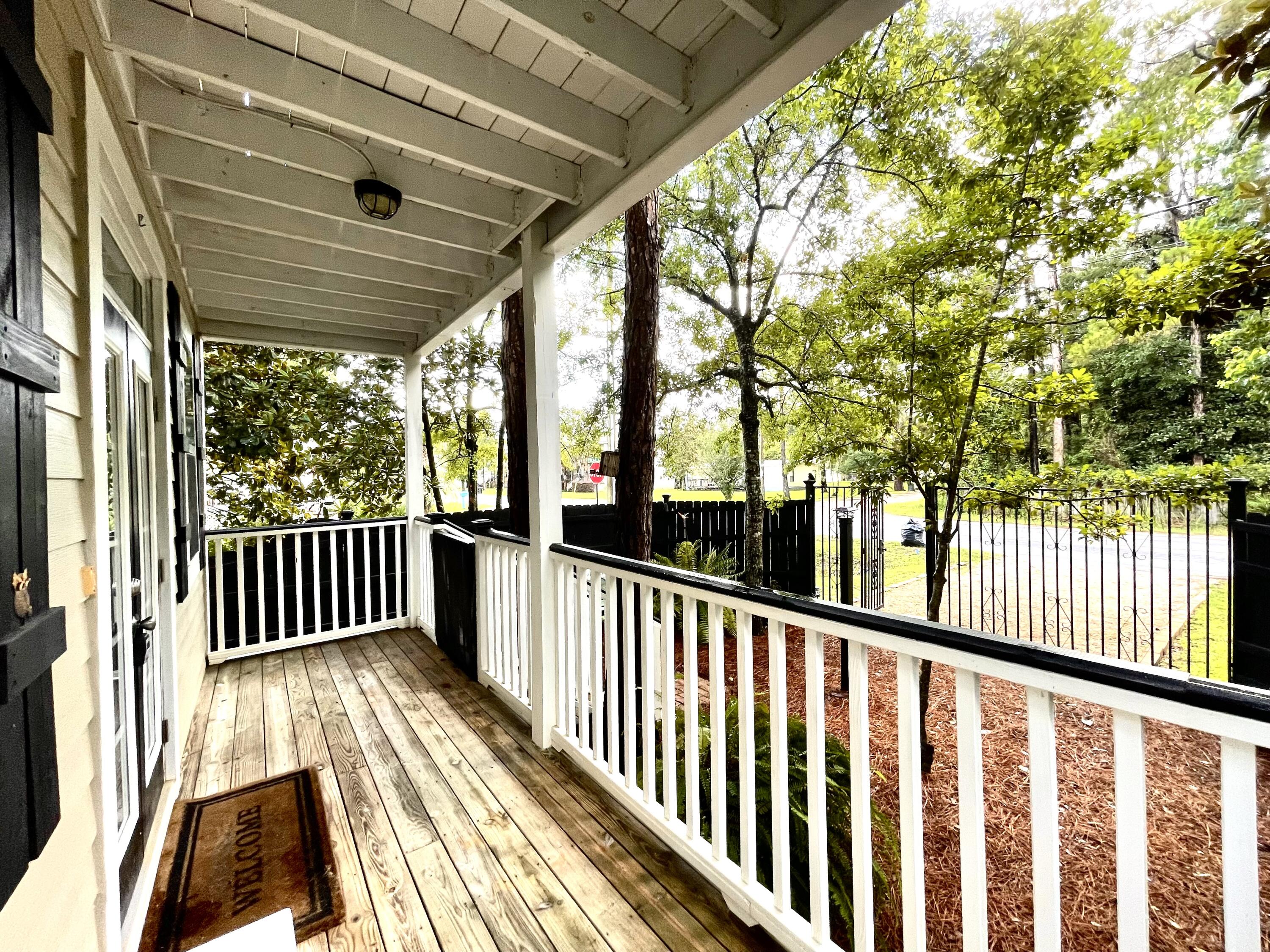 TOWN OF SANTA ROSA - Residential