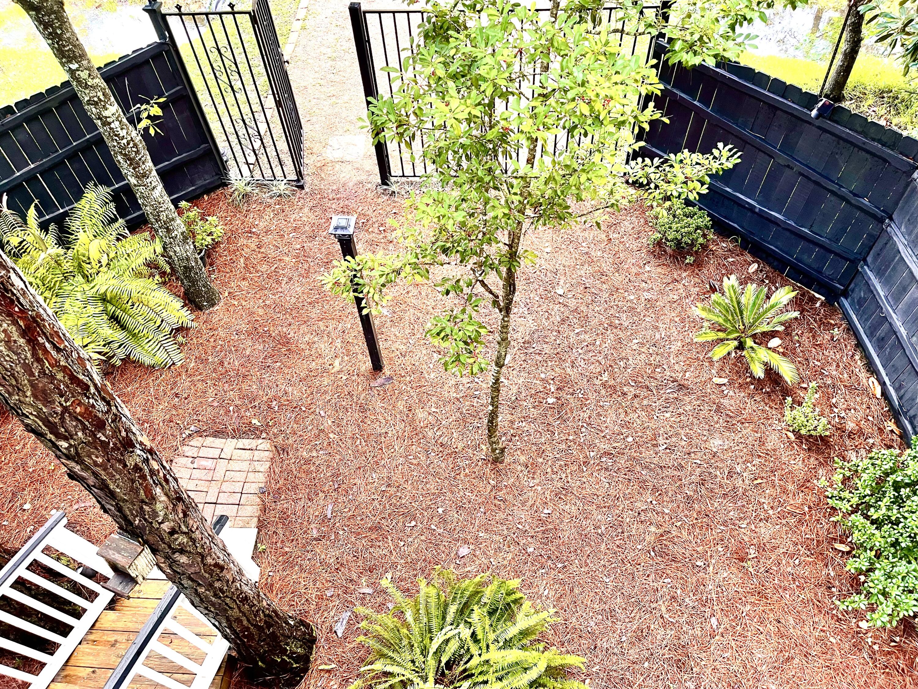 TOWN OF SANTA ROSA - Residential