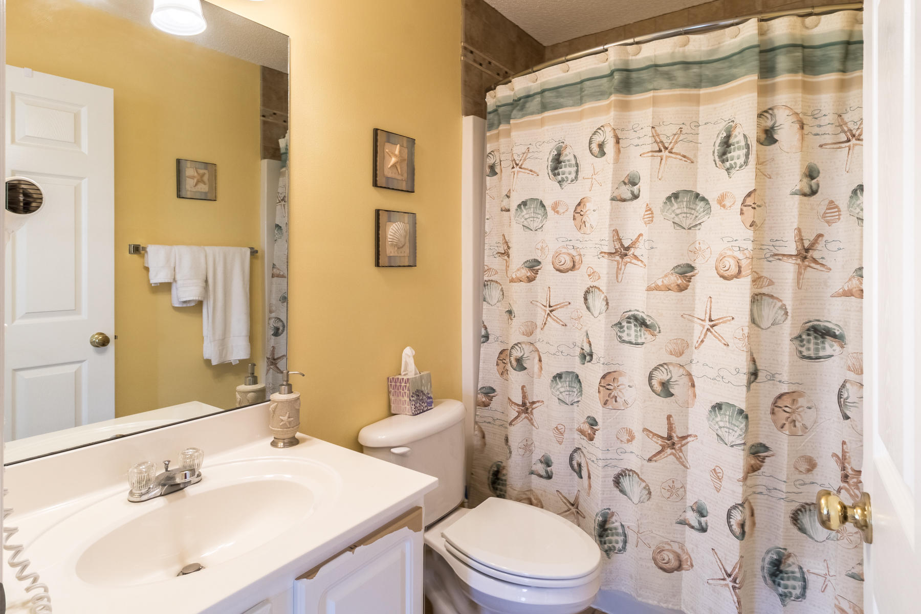 CRYSTAL VILLAGE 2 CONDO PH 3 - Residential