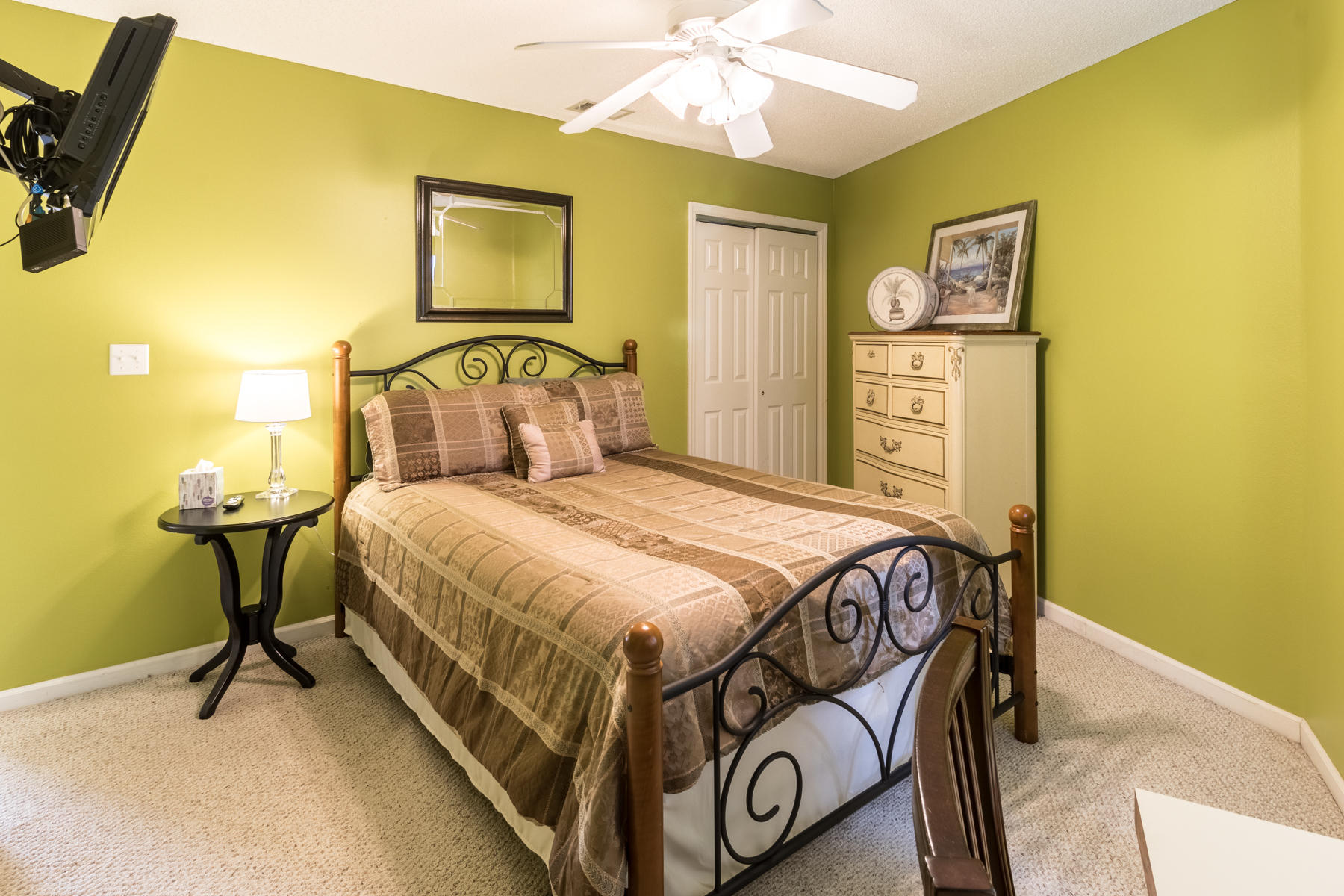 CRYSTAL VILLAGE 2 CONDO PH 3 - Residential