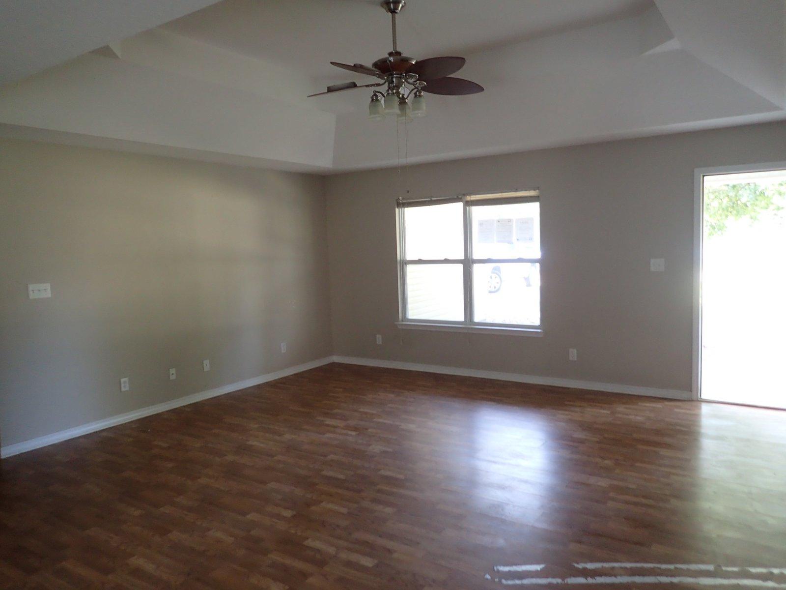 OAKWOOD LAKES ESTATES - Residential