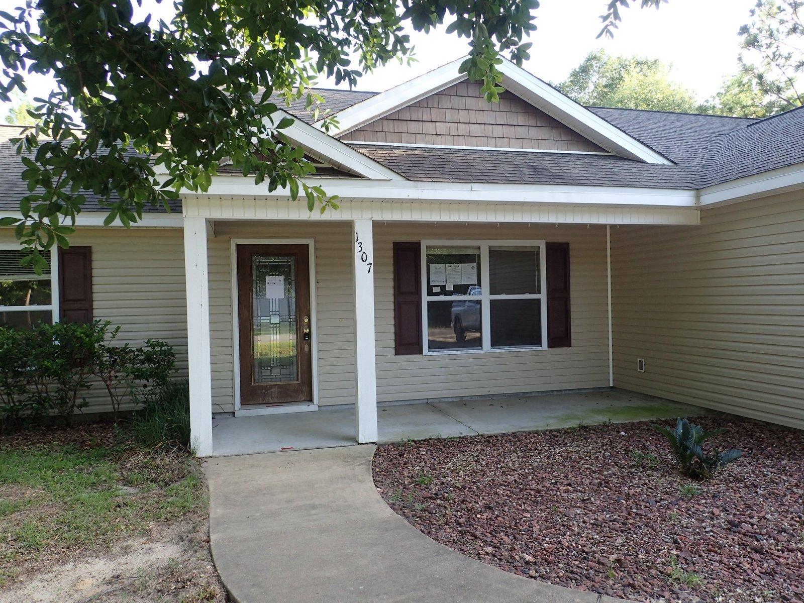 OAKWOOD LAKES ESTATES - Residential