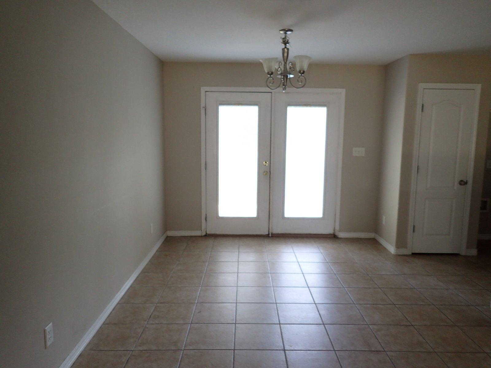 OAKWOOD LAKES ESTATES - Residential