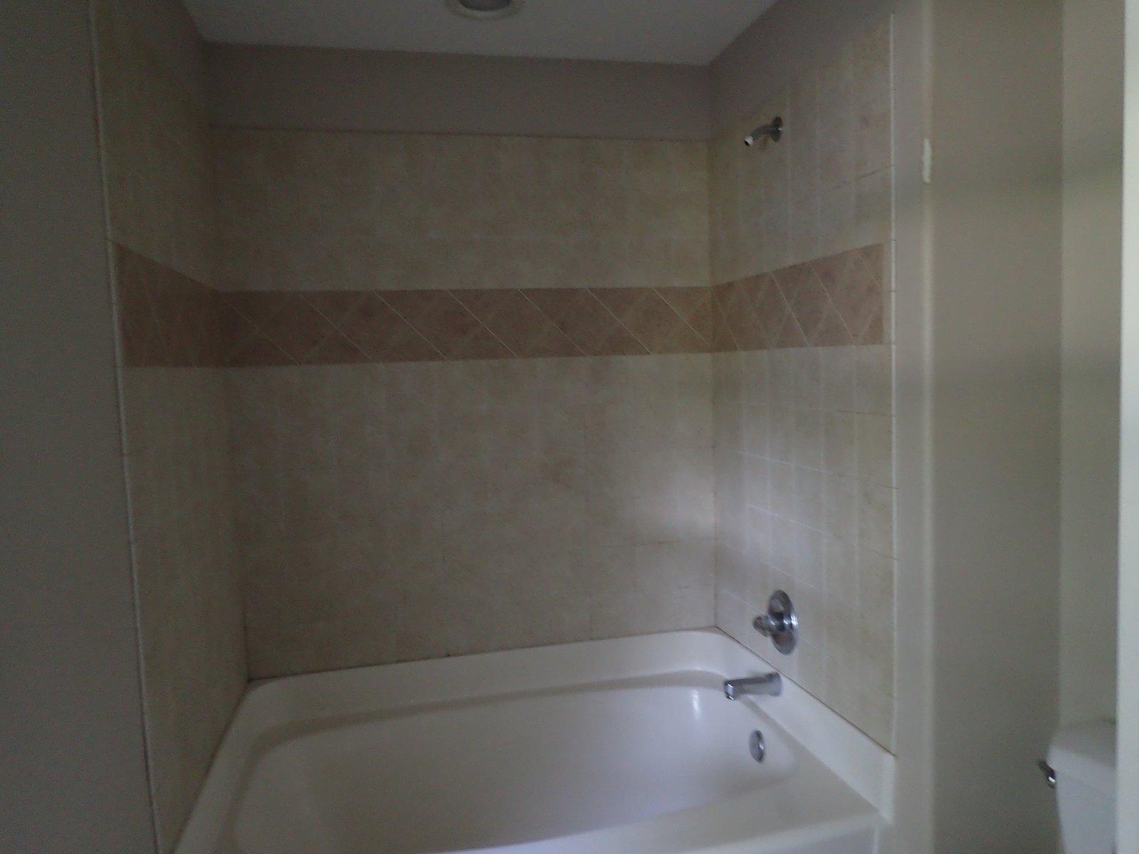 OAKWOOD LAKES ESTATES - Residential