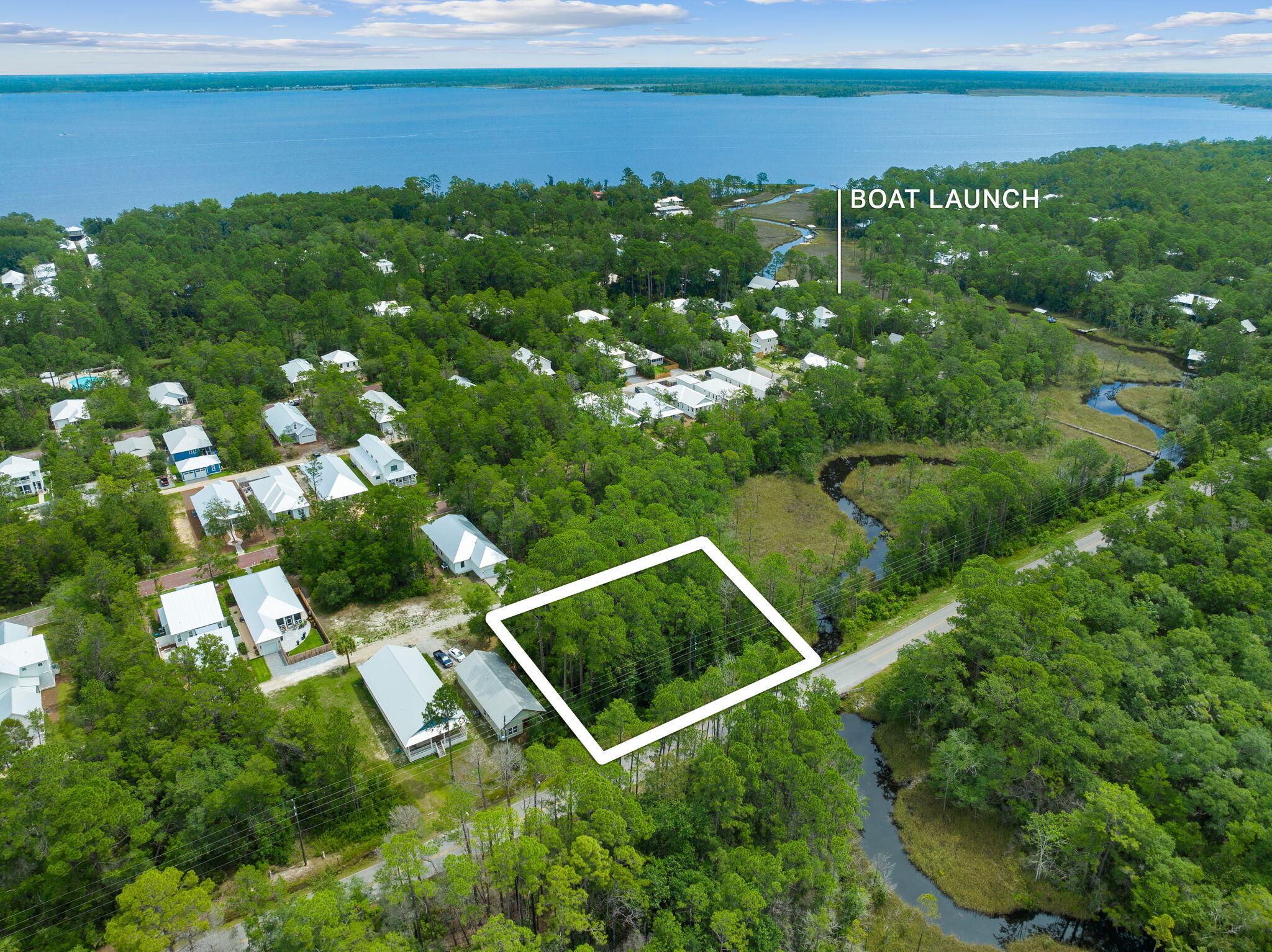 MAGNOLIA BEACH - Land