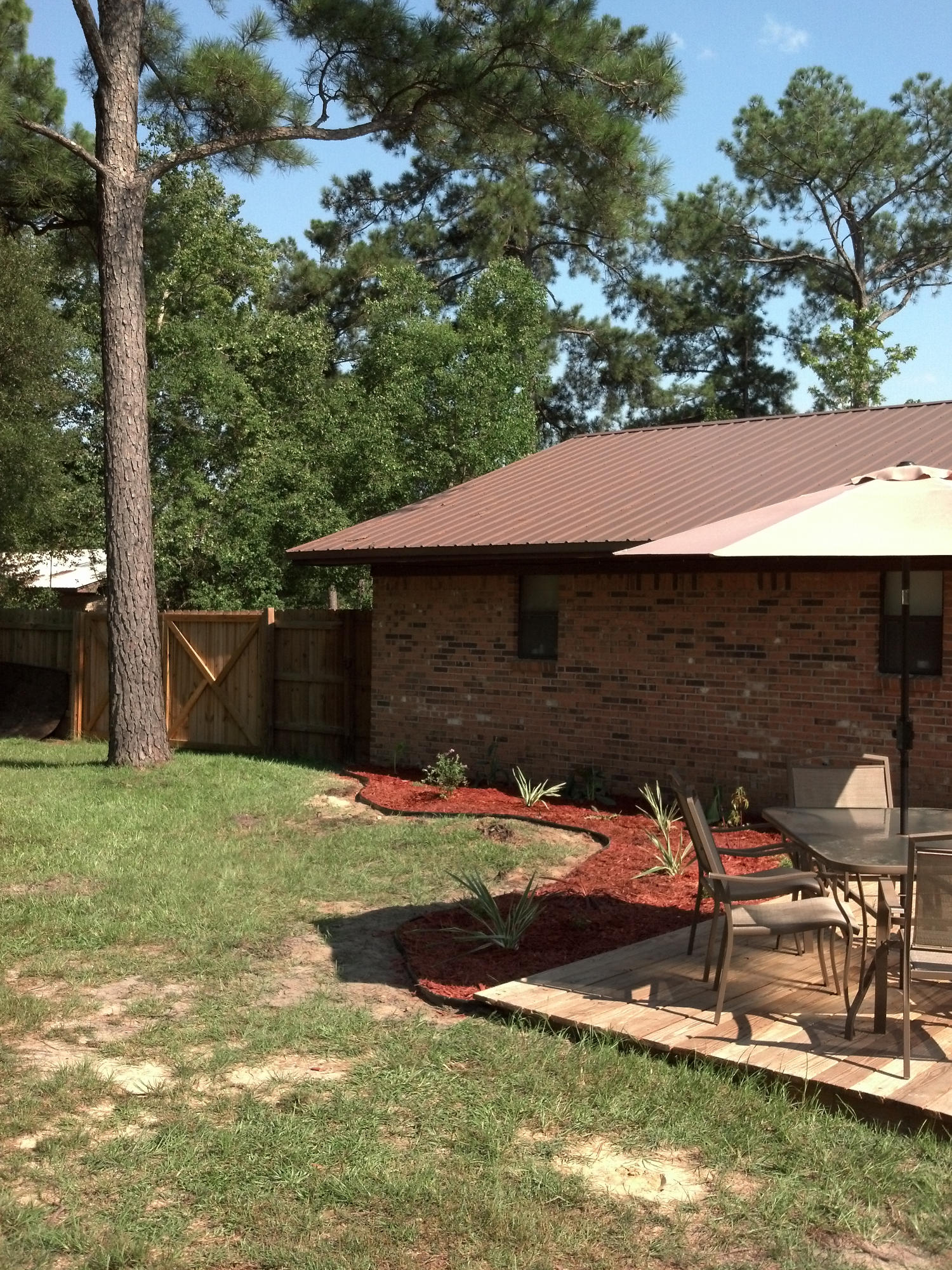 LOT 10 OF UNRECD S/D OF LOT 18OF 3RD ADD TO QUAIL RIDGE ESTATES UNRECD AS RECD IN OR 327-780 DESC AS - Residential