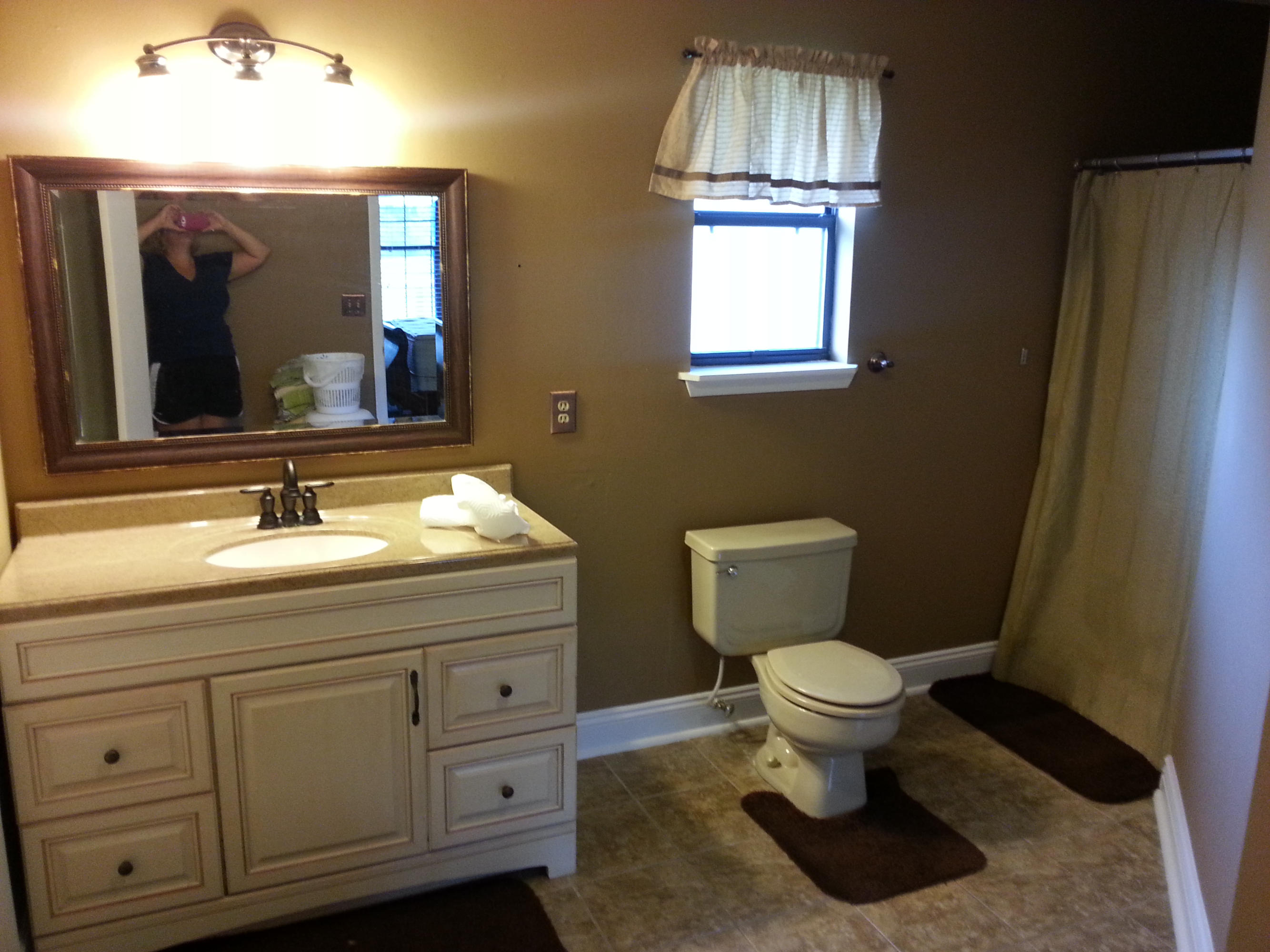 LOT 10 OF UNRECD S/D OF LOT 18OF 3RD ADD TO QUAIL RIDGE ESTATES UNRECD AS RECD IN OR 327-780 DESC AS - Residential