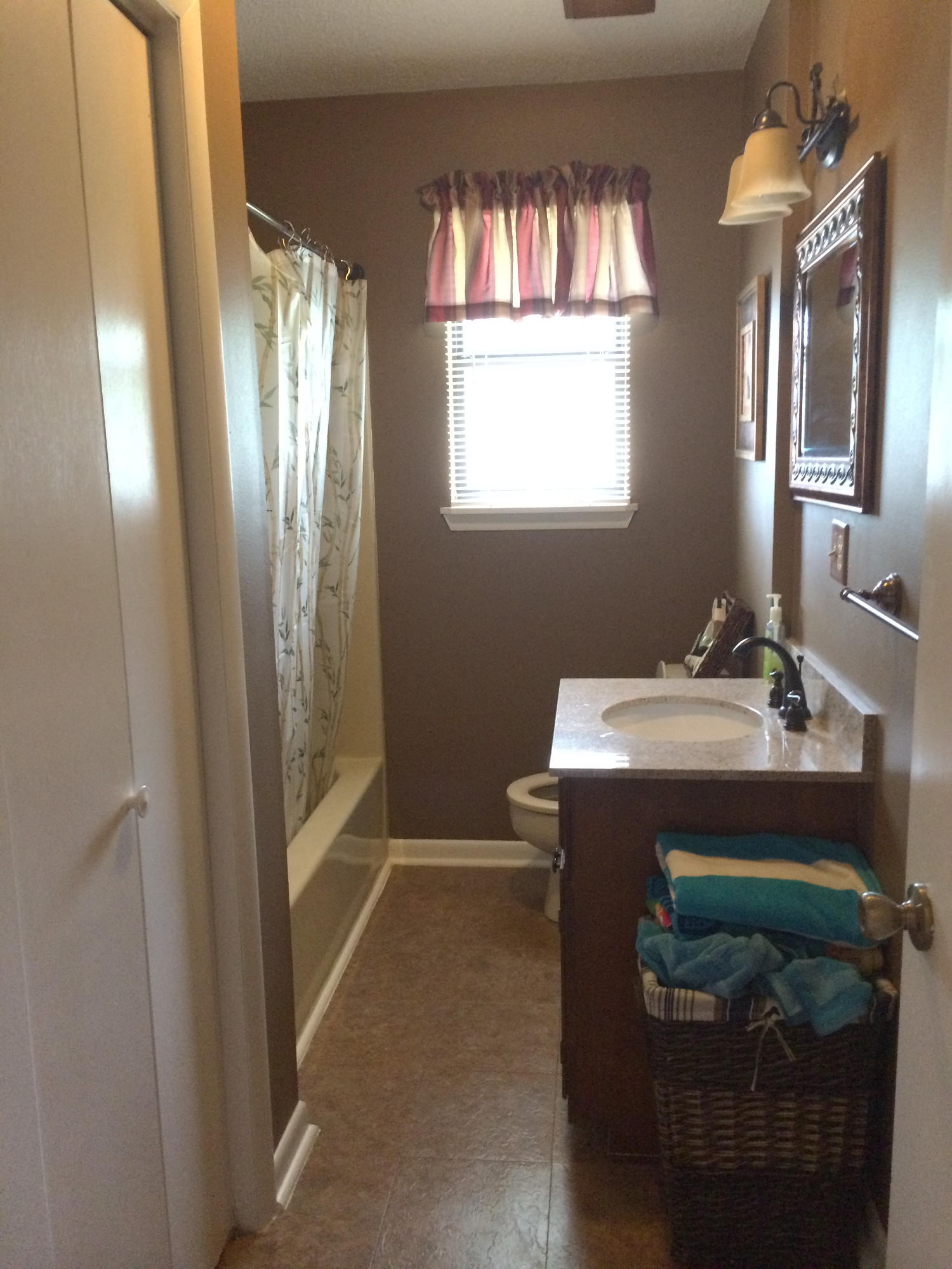 LOT 10 OF UNRECD S/D OF LOT 18OF 3RD ADD TO QUAIL RIDGE ESTATES UNRECD AS RECD IN OR 327-780 DESC AS - Residential