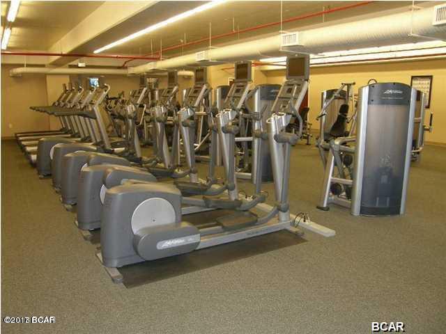 MAJESTIC BEACH TOWERS I - Residential