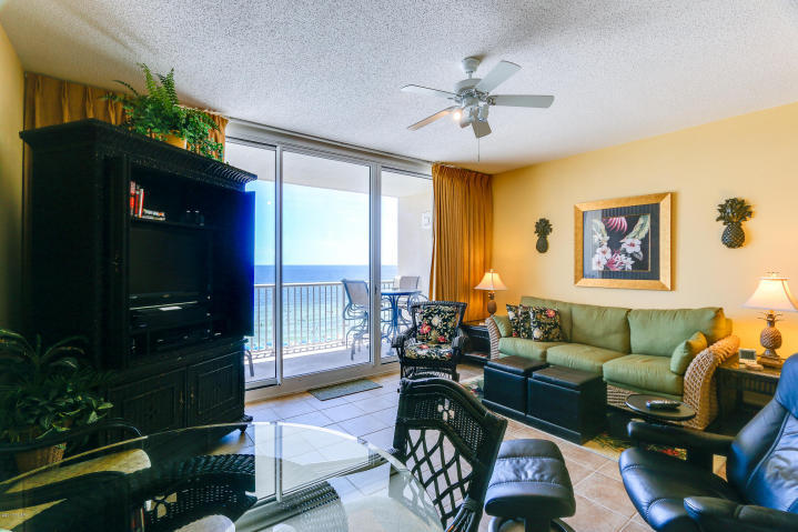 MAJESTIC BEACH TOWERS I - Residential