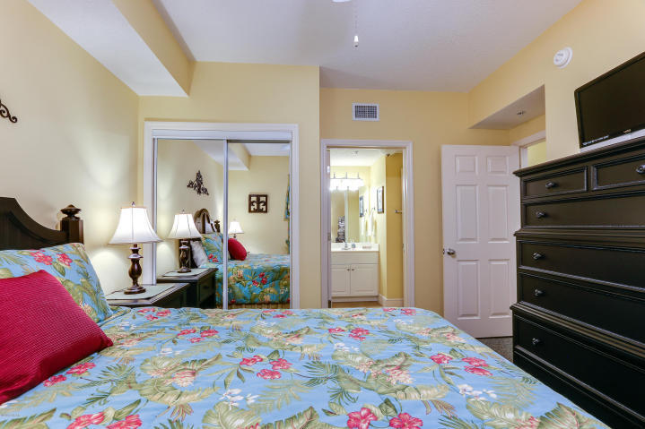 MAJESTIC BEACH TOWERS I - Residential