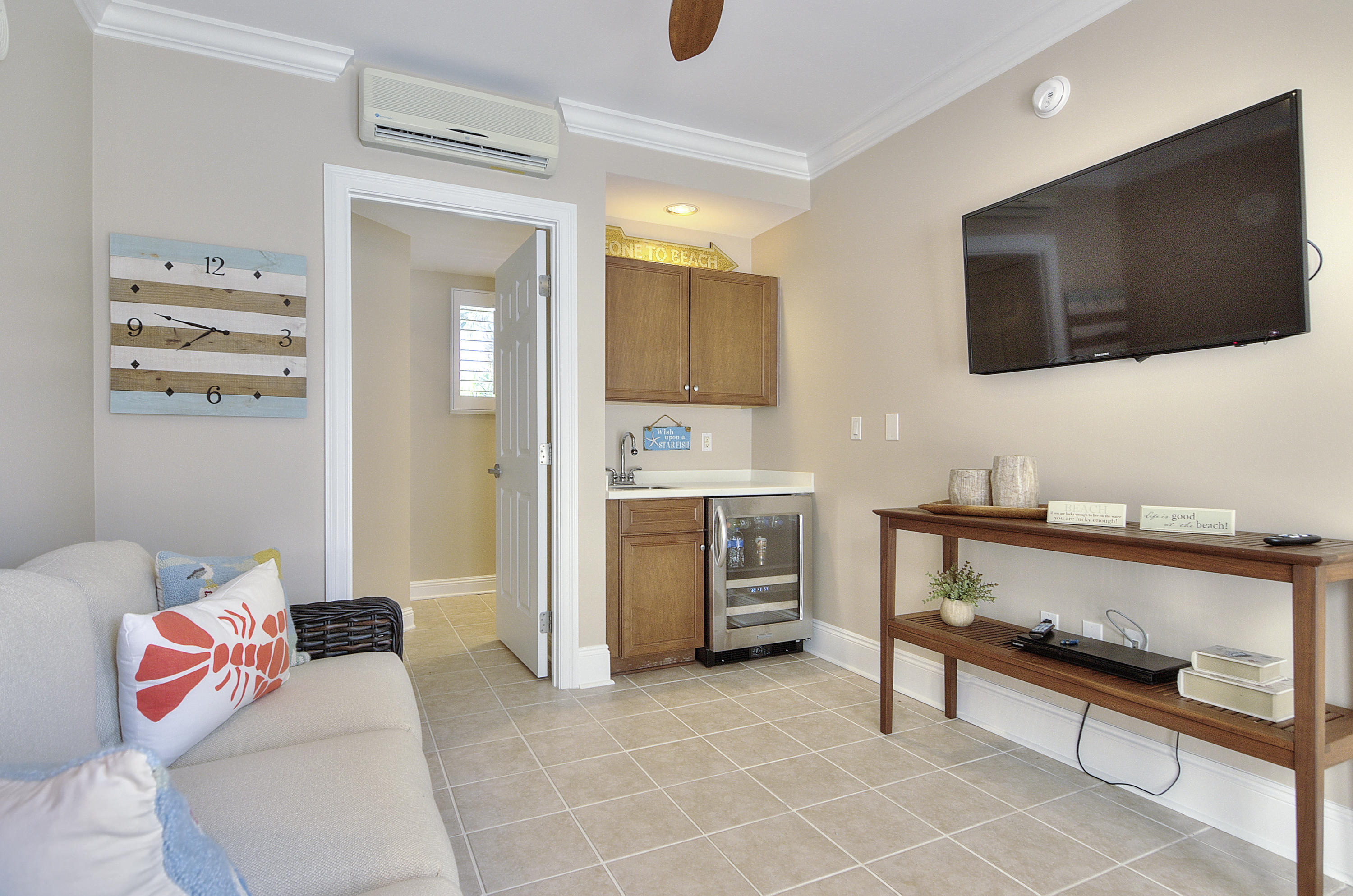 ONE BEACH CLUB DRIVE - Residential