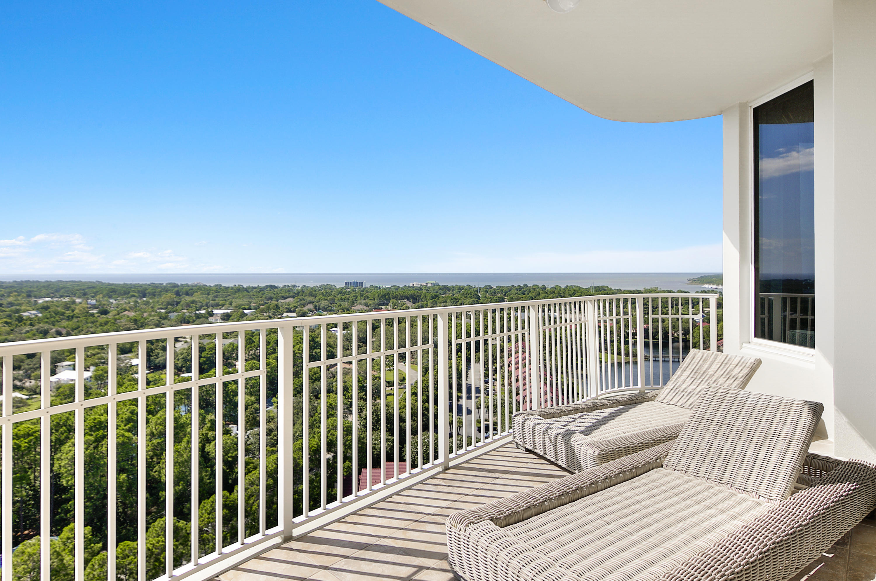 ONE BEACH CLUB DRIVE - Residential