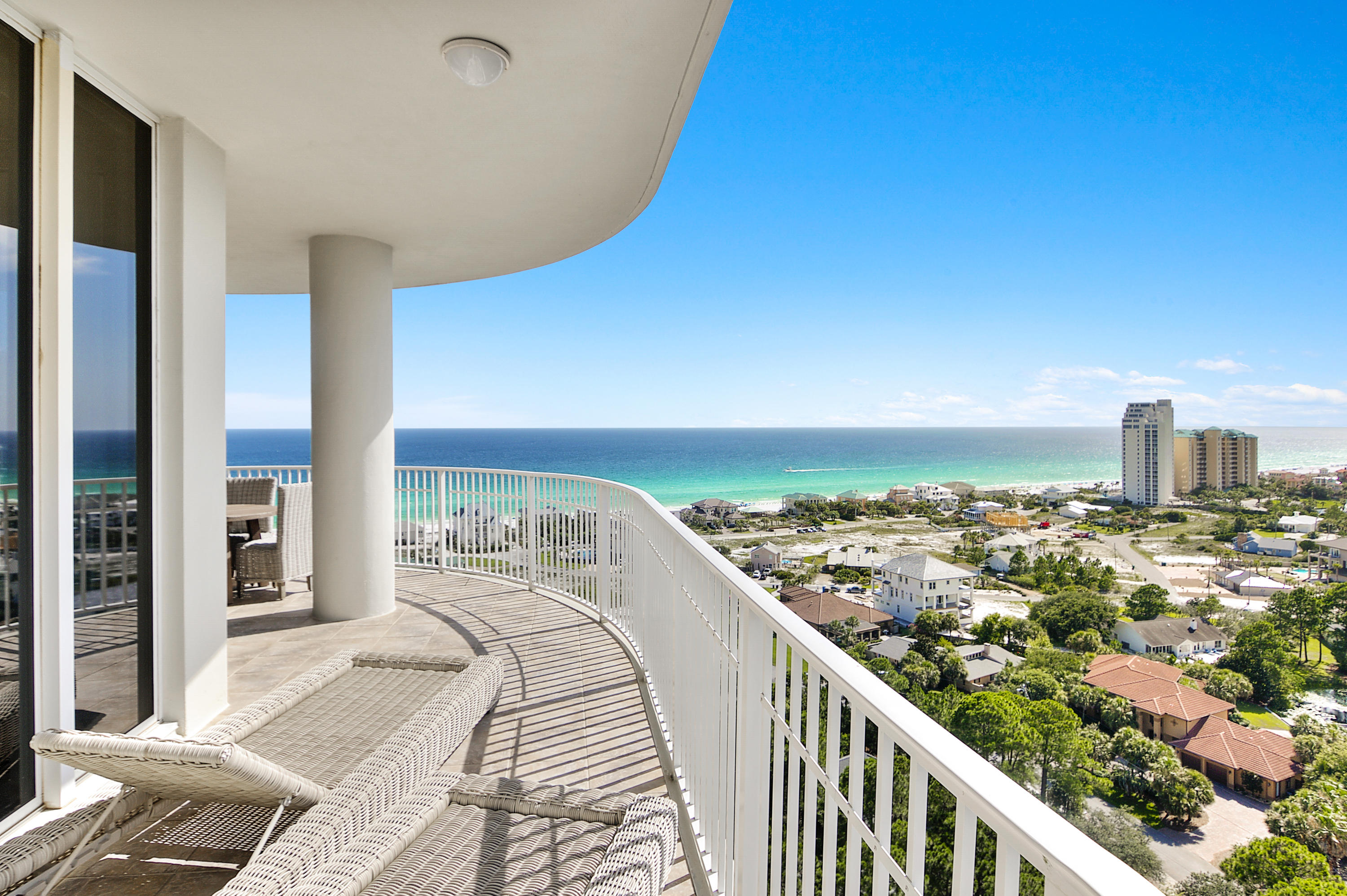 ONE BEACH CLUB DRIVE - Residential
