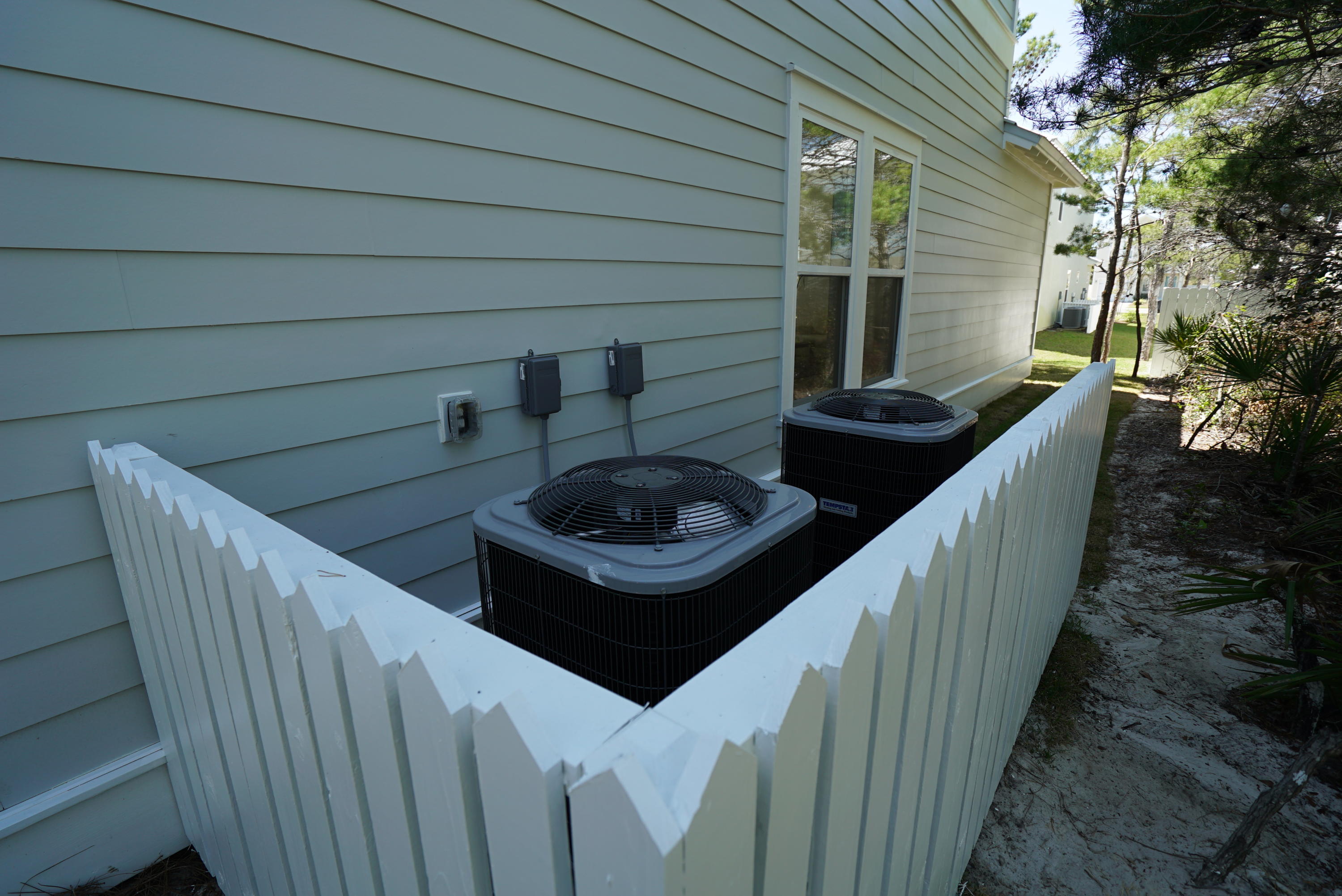 FRANGISTA BEACH 2ND ADDN - Residential