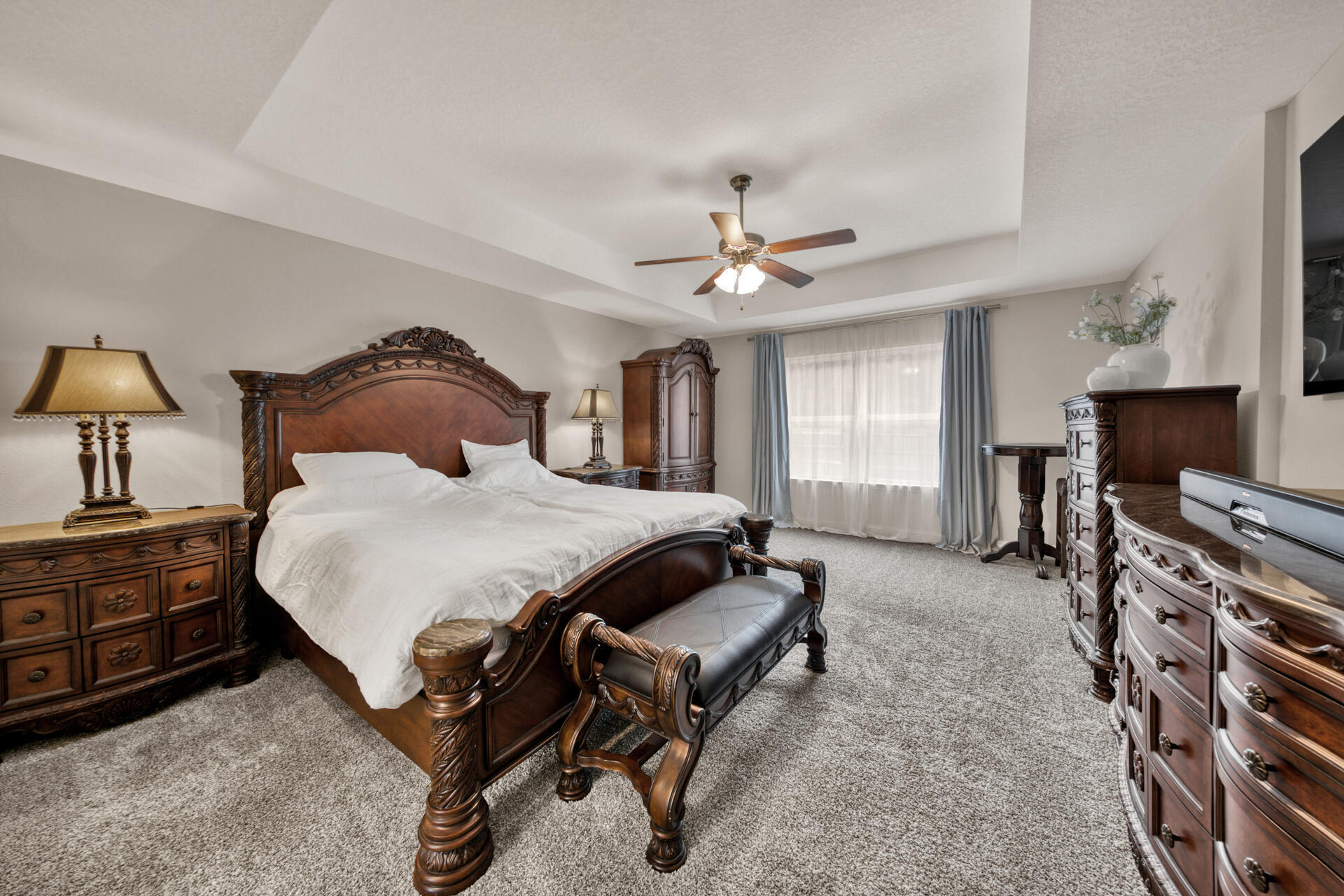 WIND MEADOWS - Residential