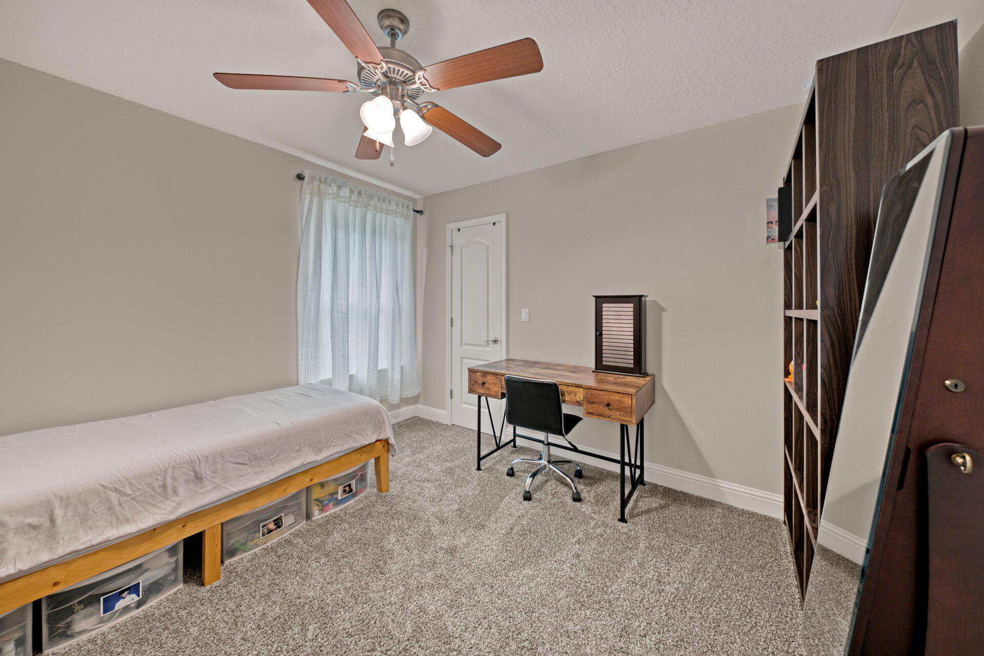 WIND MEADOWS - Residential