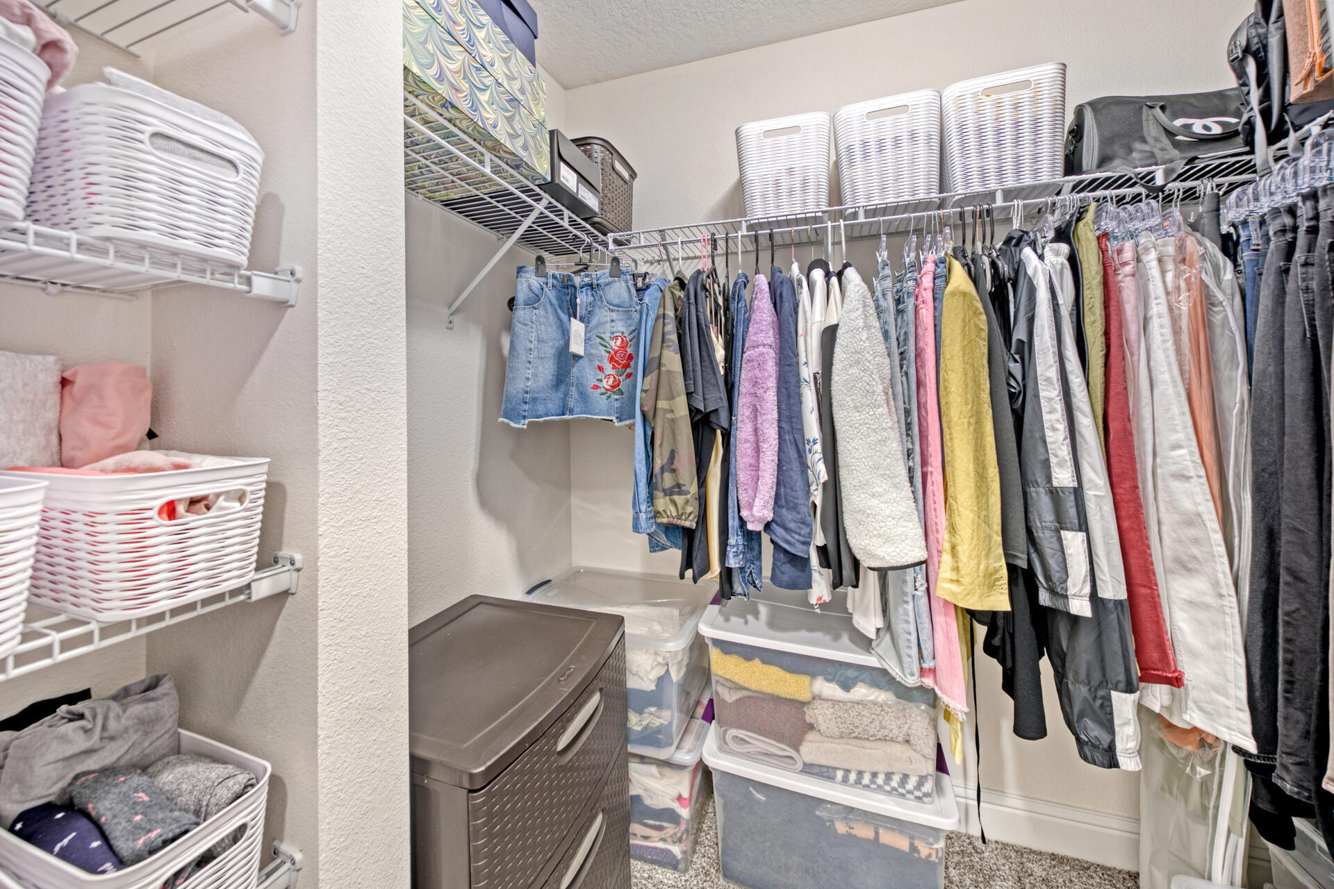 WIND MEADOWS - Residential