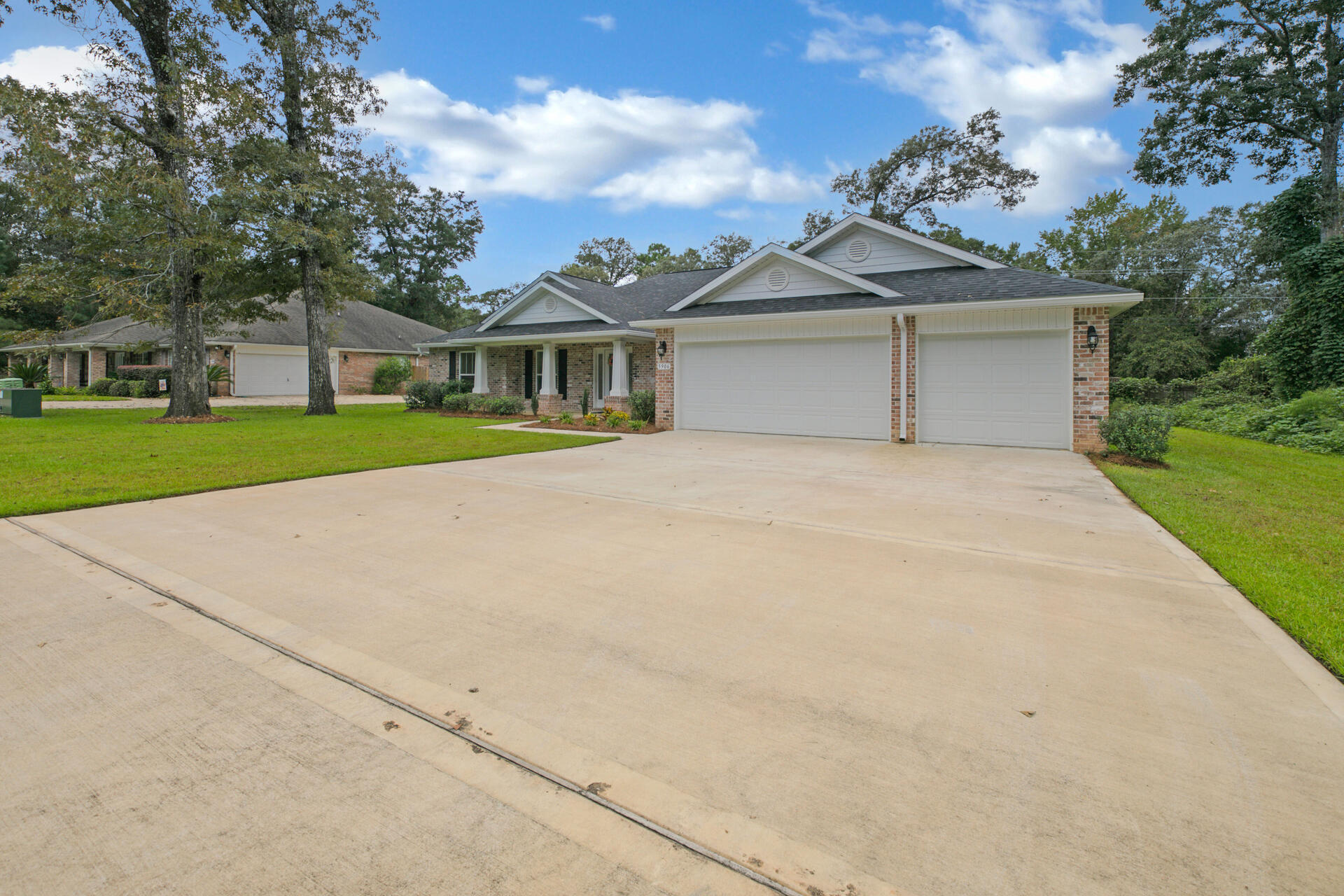 WIND MEADOWS - Residential