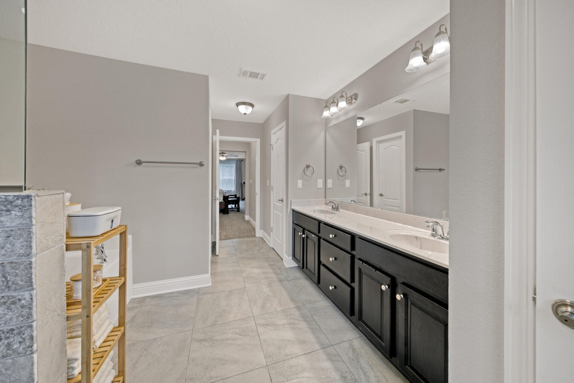 WIND MEADOWS - Residential