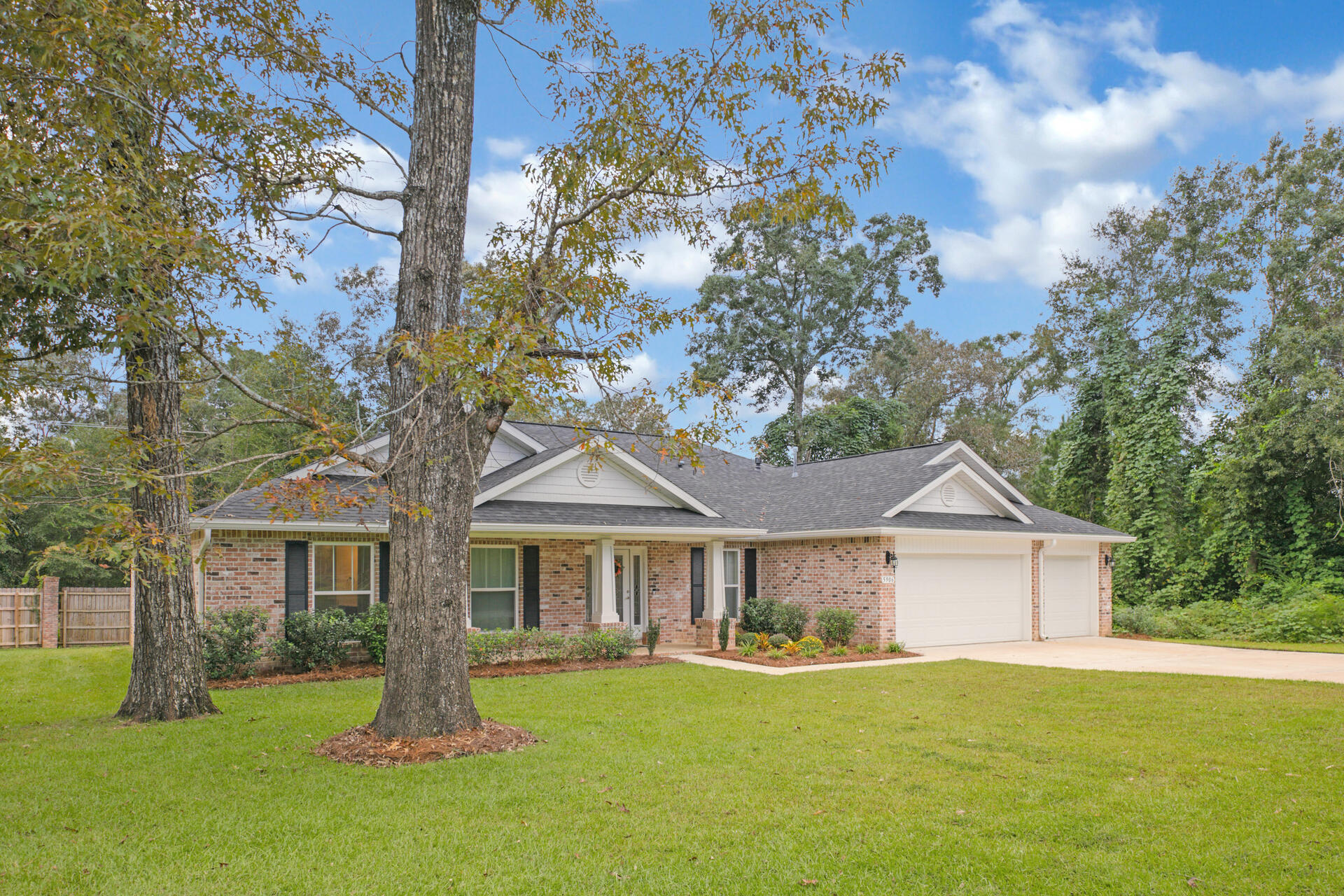 WIND MEADOWS - Residential