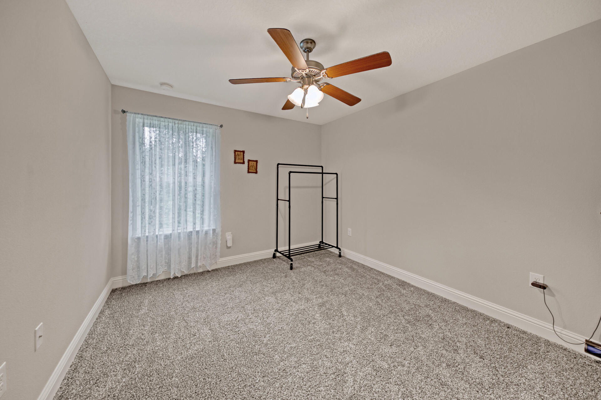 WIND MEADOWS - Residential