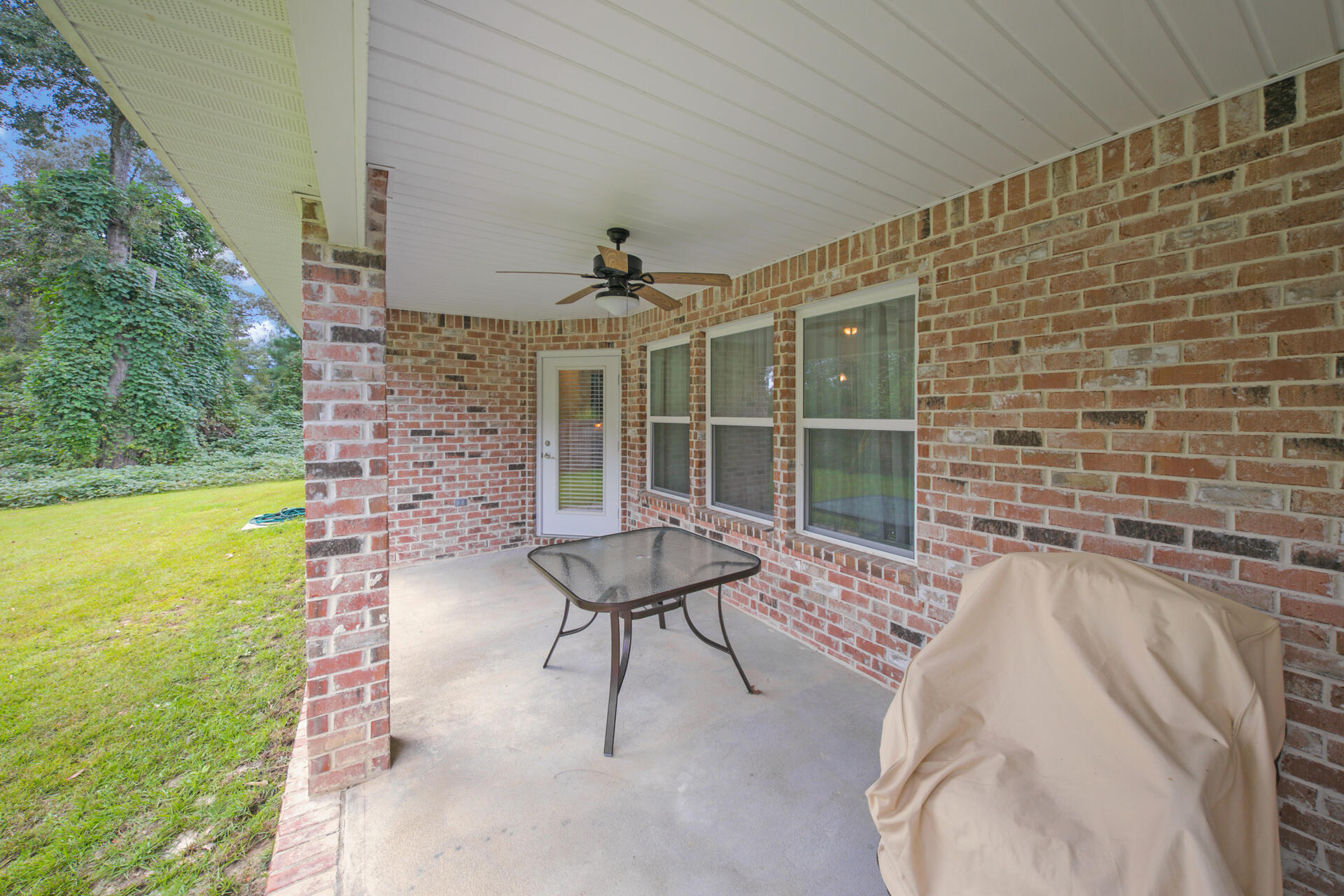 WIND MEADOWS - Residential