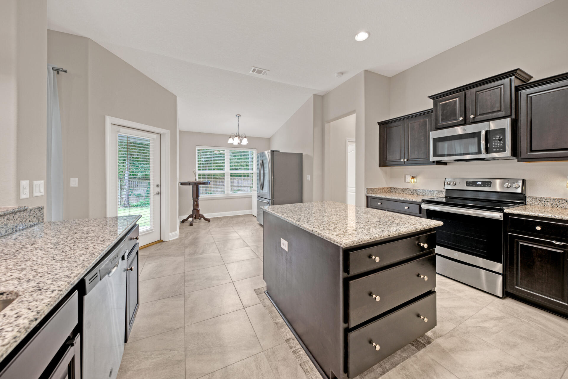 WIND MEADOWS - Residential