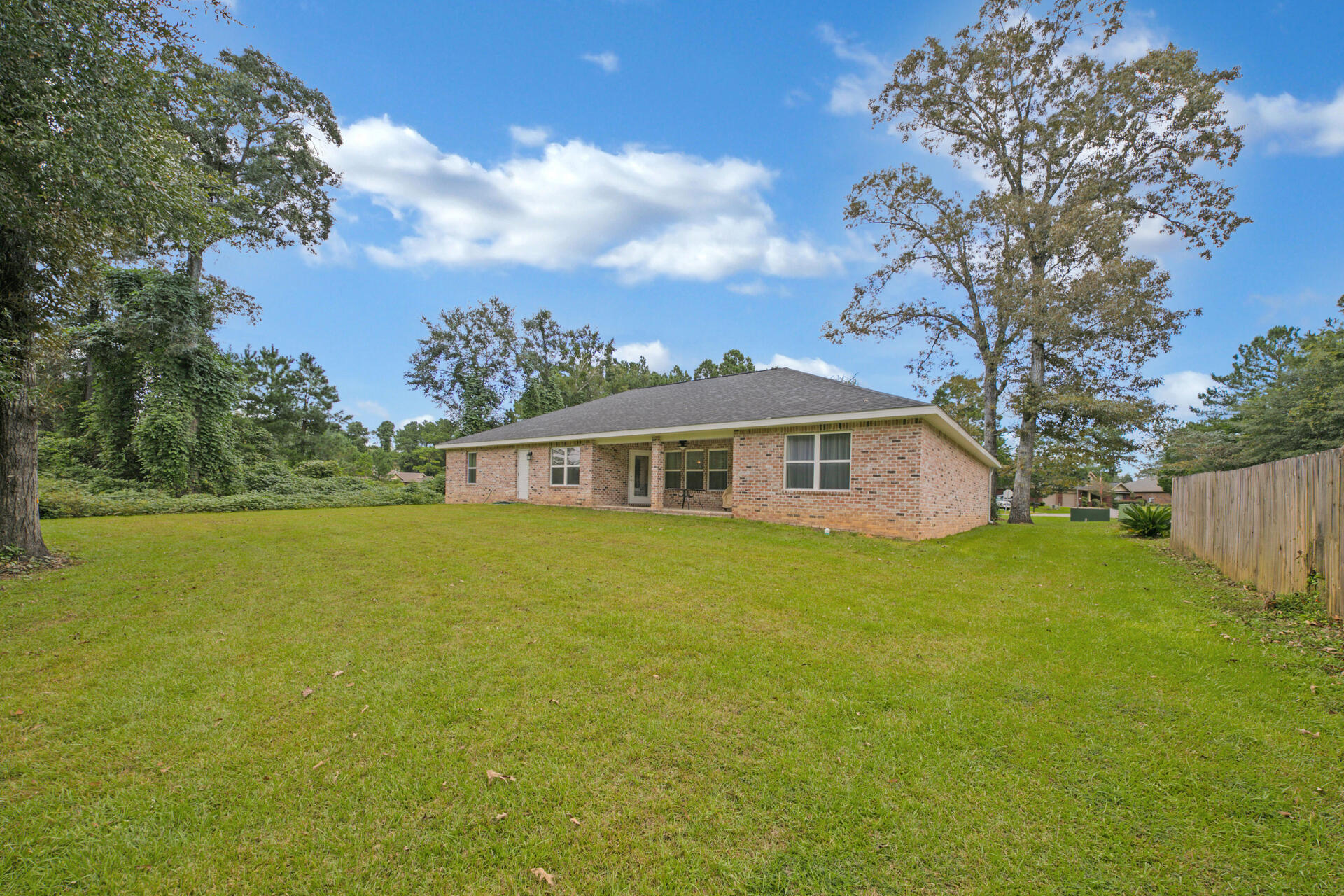 WIND MEADOWS - Residential