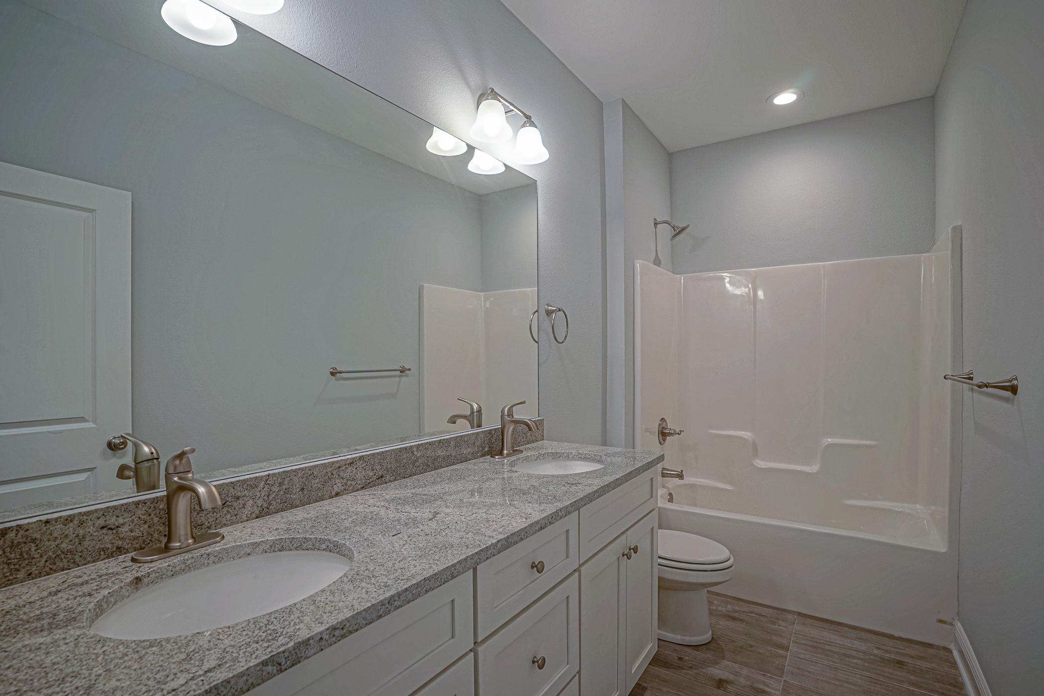 CAMELLIA COVE - Residential