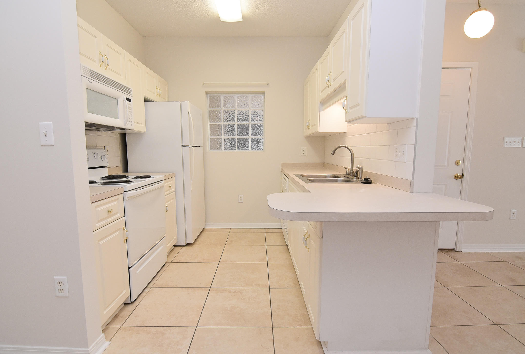 THE OAKS AT NICEVILLE - Residential