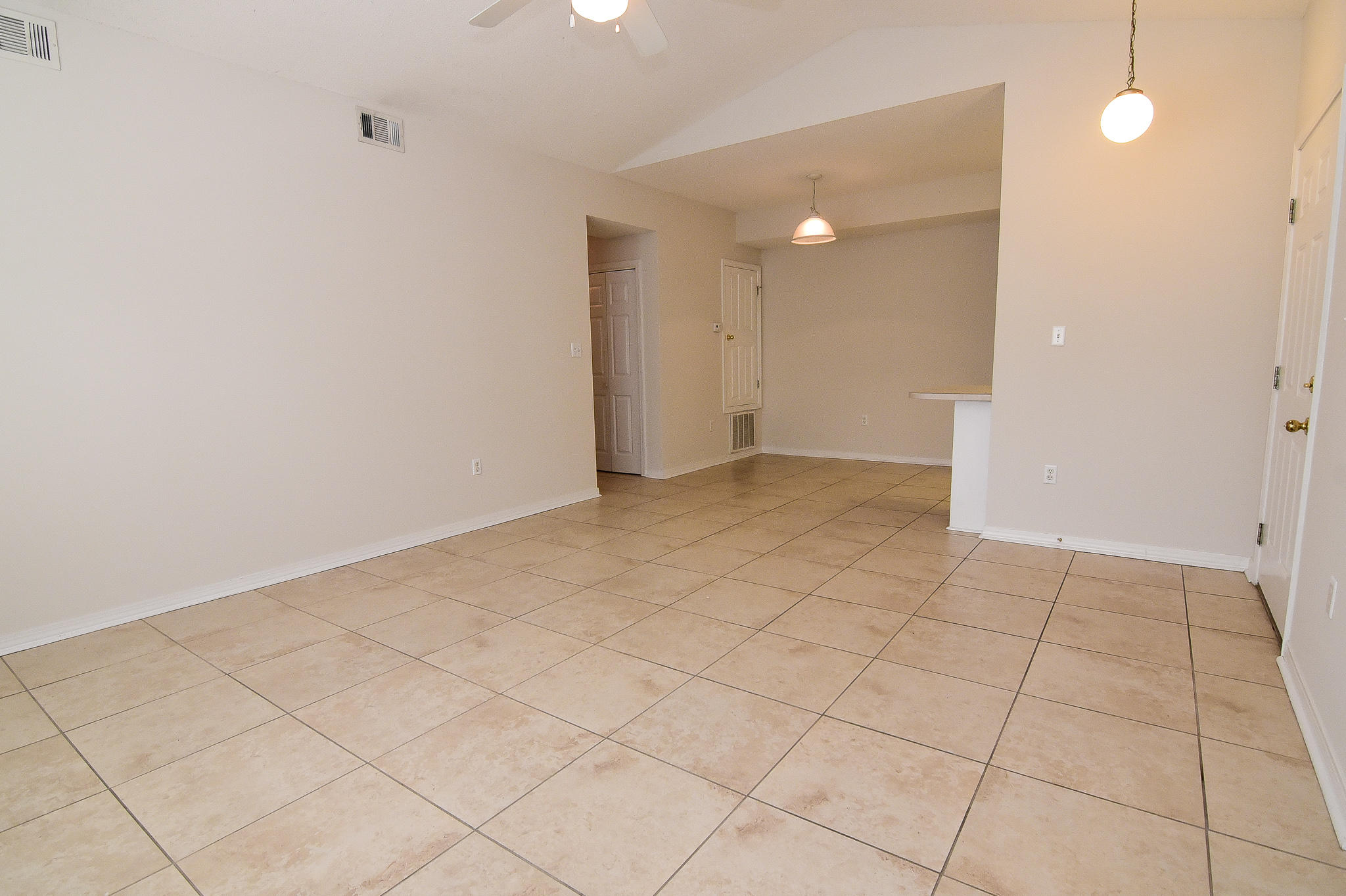 THE OAKS AT NICEVILLE - Residential