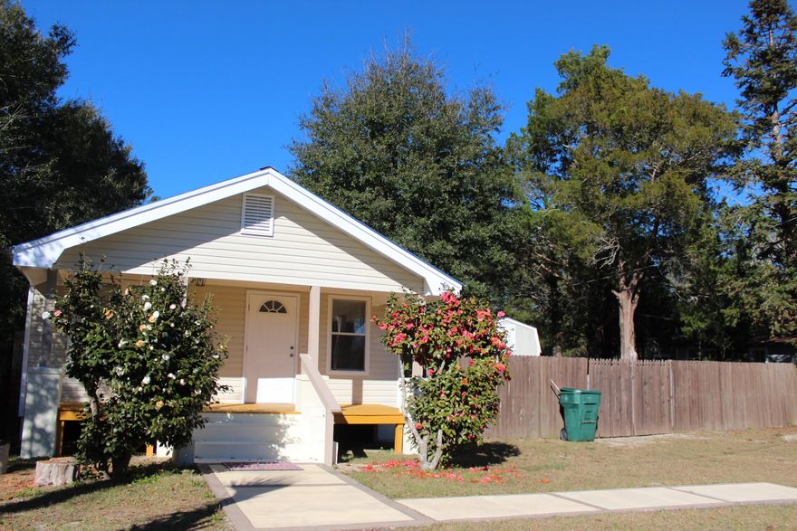 This home was completely renovated in 2017. New electrical, New plumbing,New roof, New paint, new windows. This home is turn key.