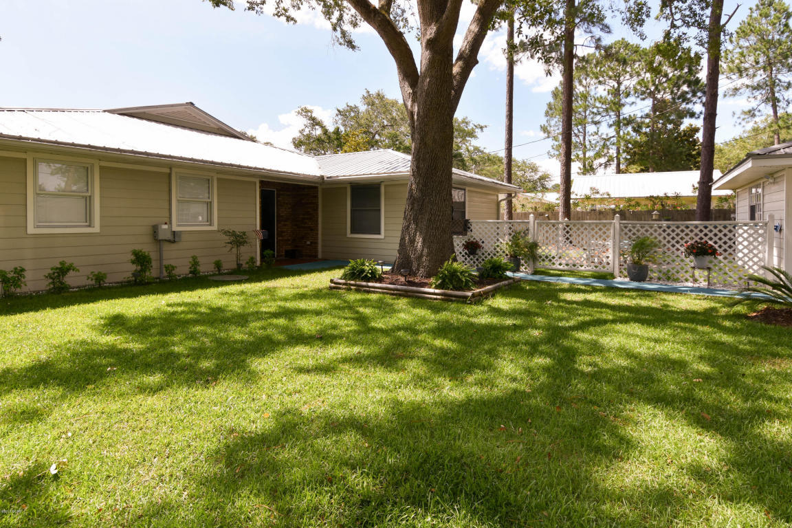 BAY GROVE - Residential