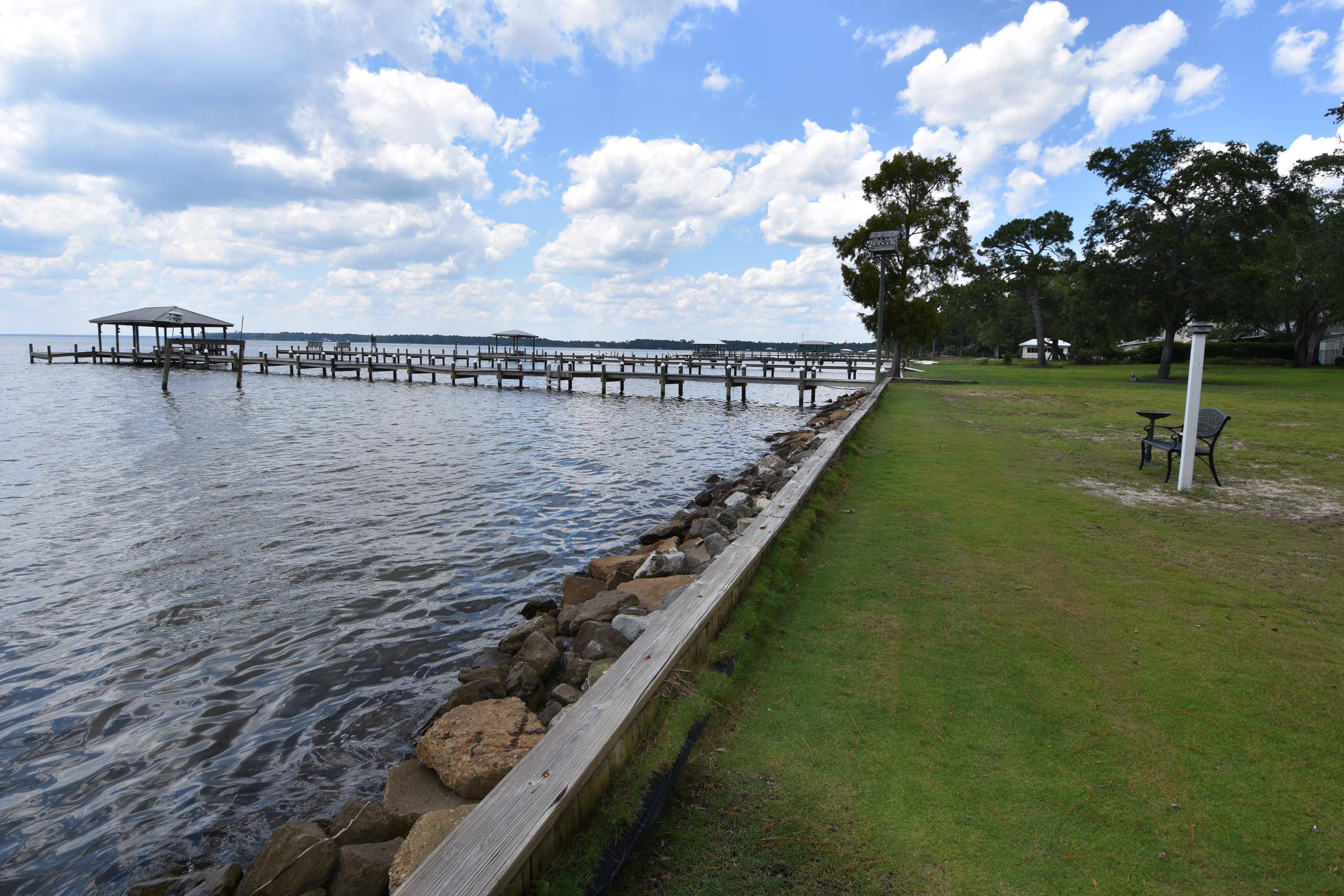 BAY GROVE - Residential