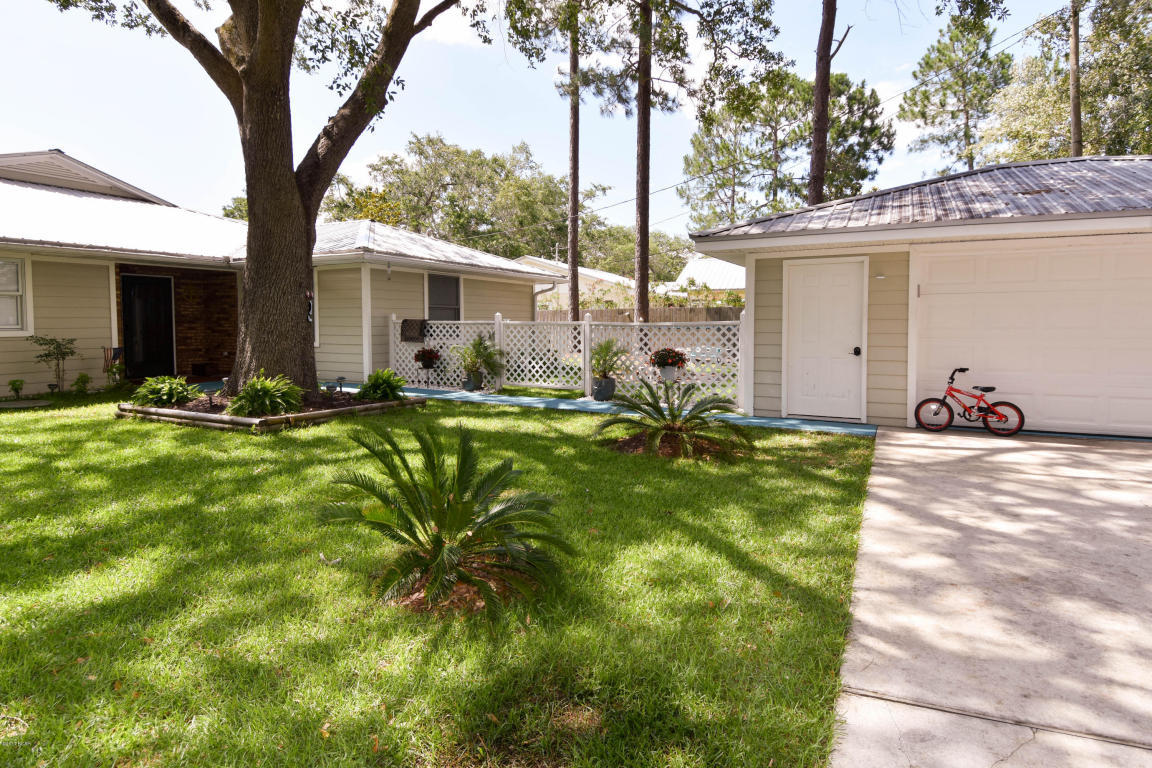 BAY GROVE - Residential