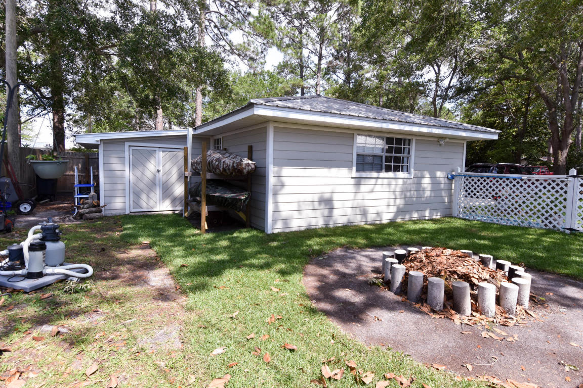 BAY GROVE - Residential