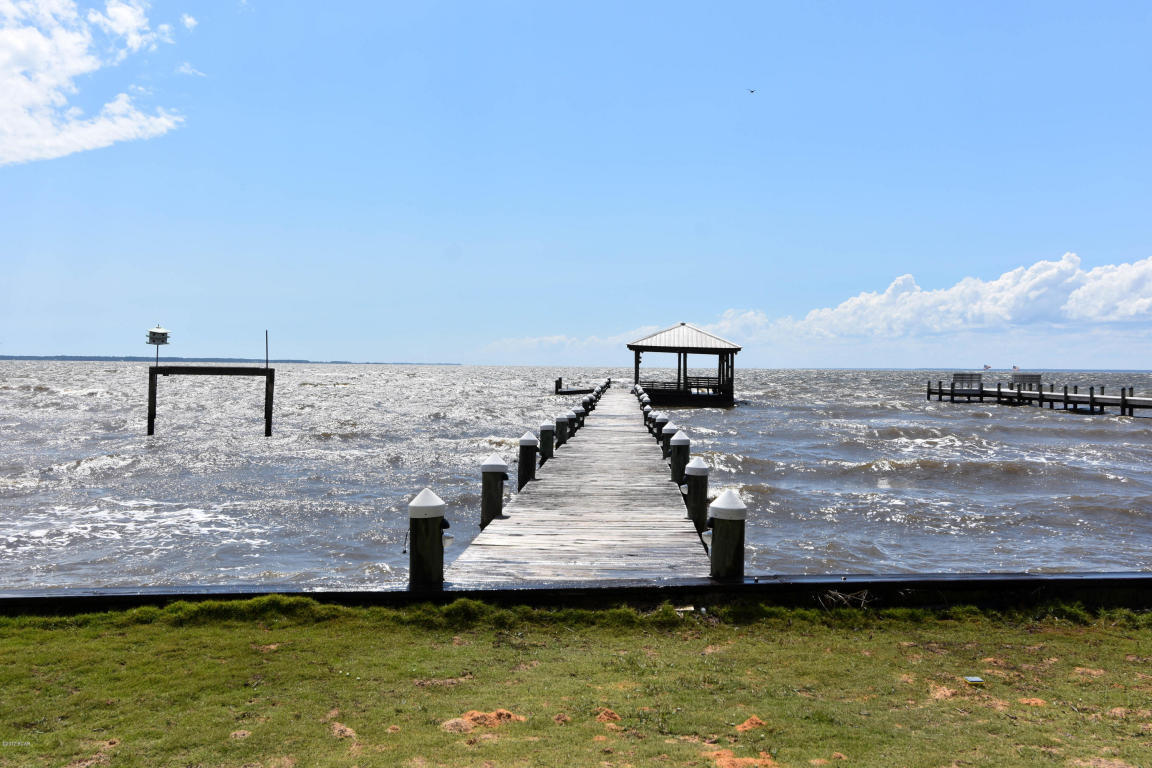 BAY GROVE - Residential