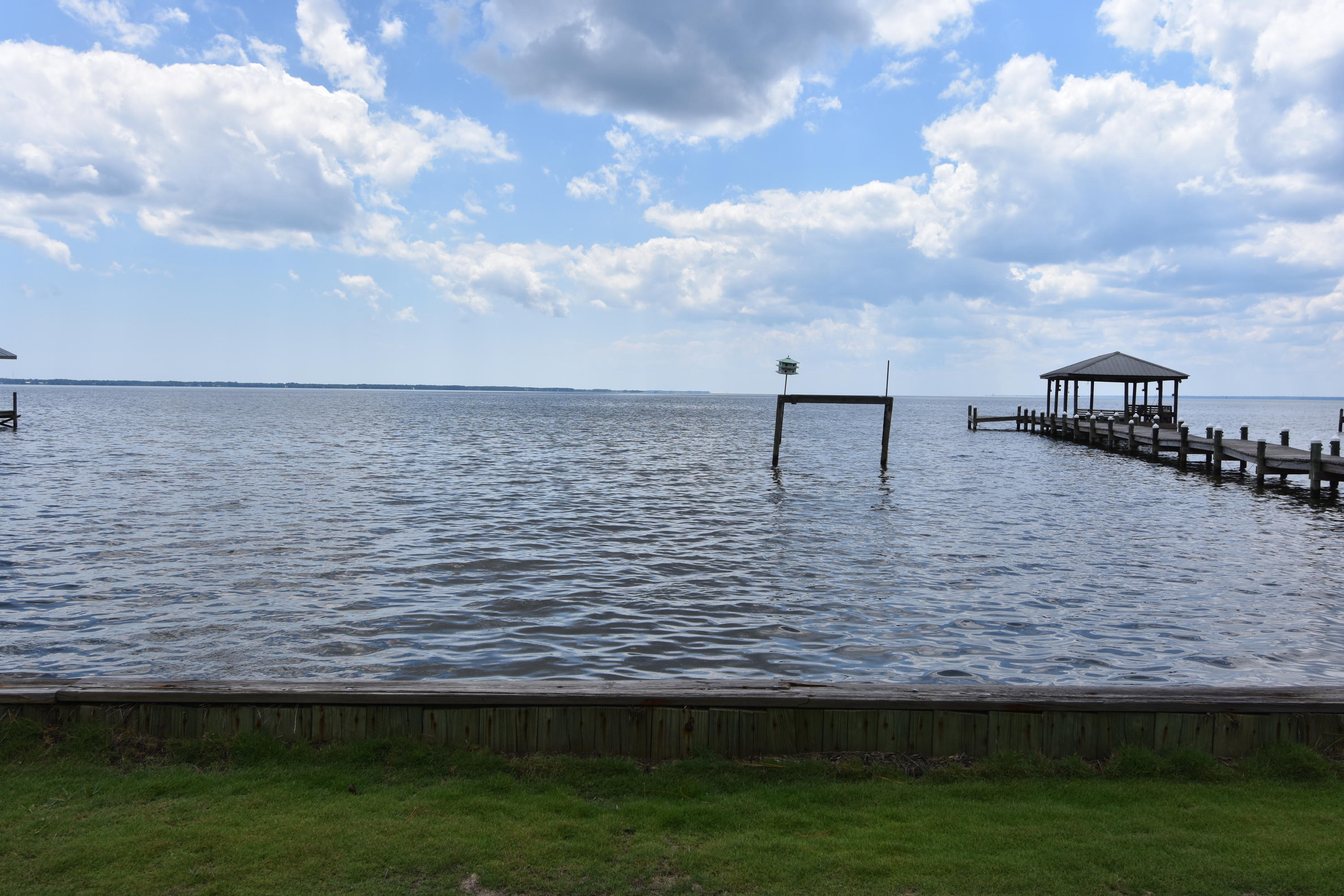 BAY GROVE - Residential