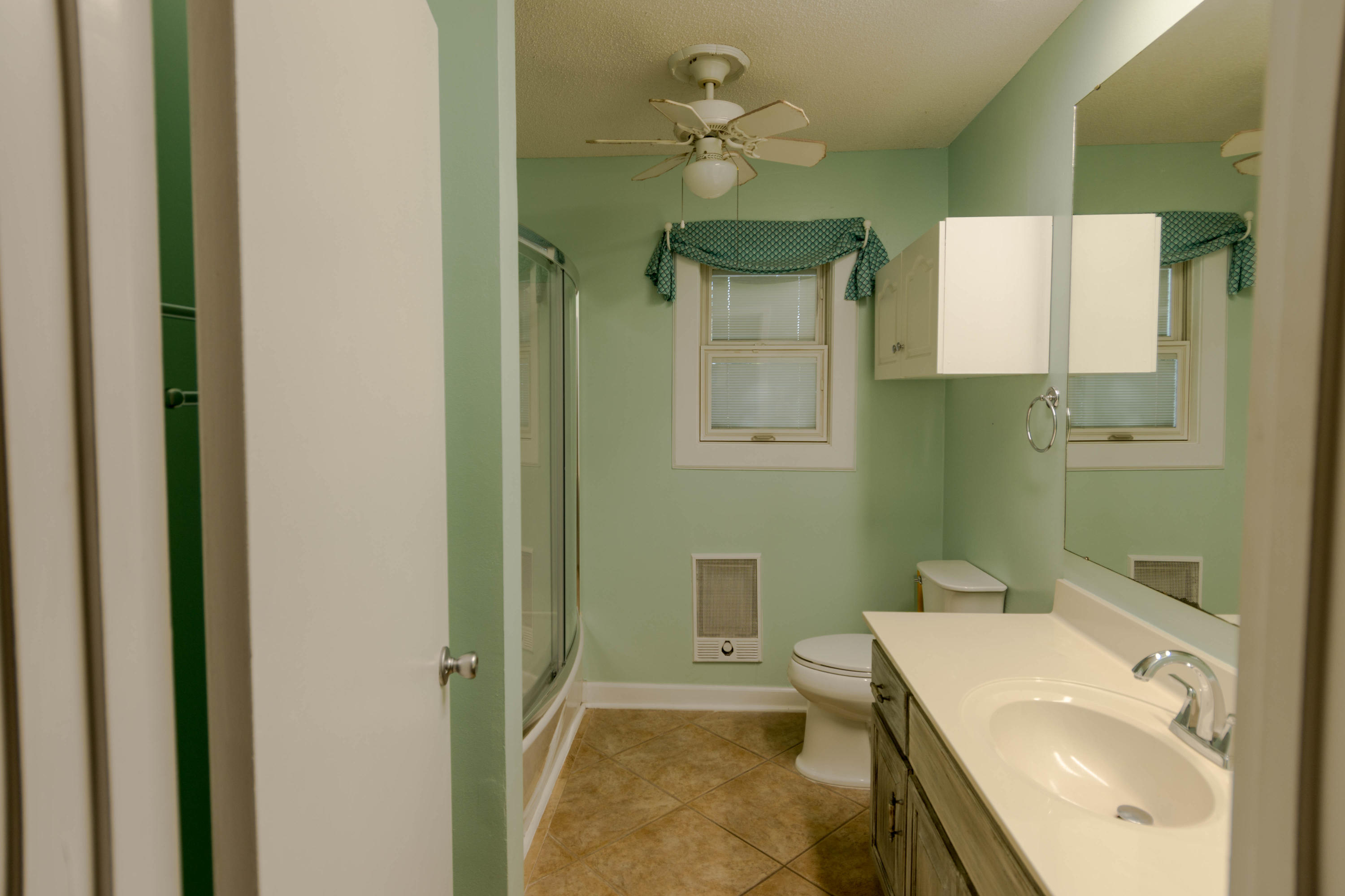 BAY GROVE - Residential