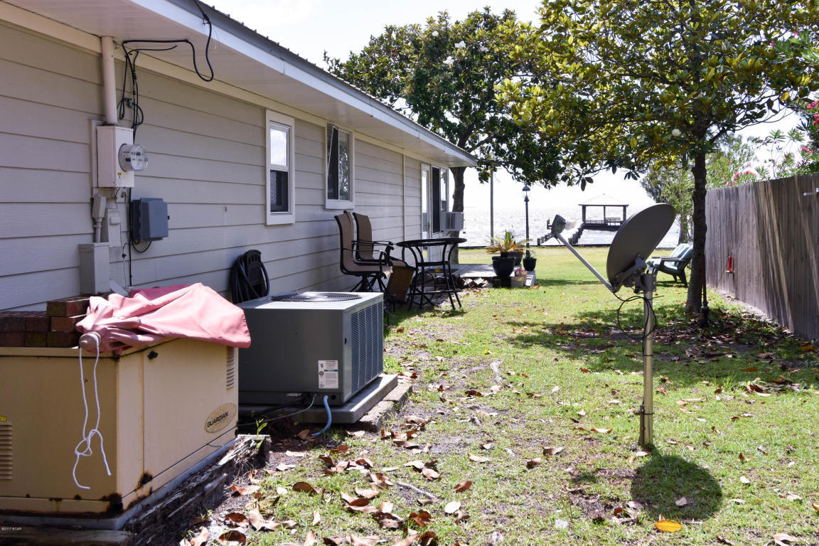 BAY GROVE - Residential