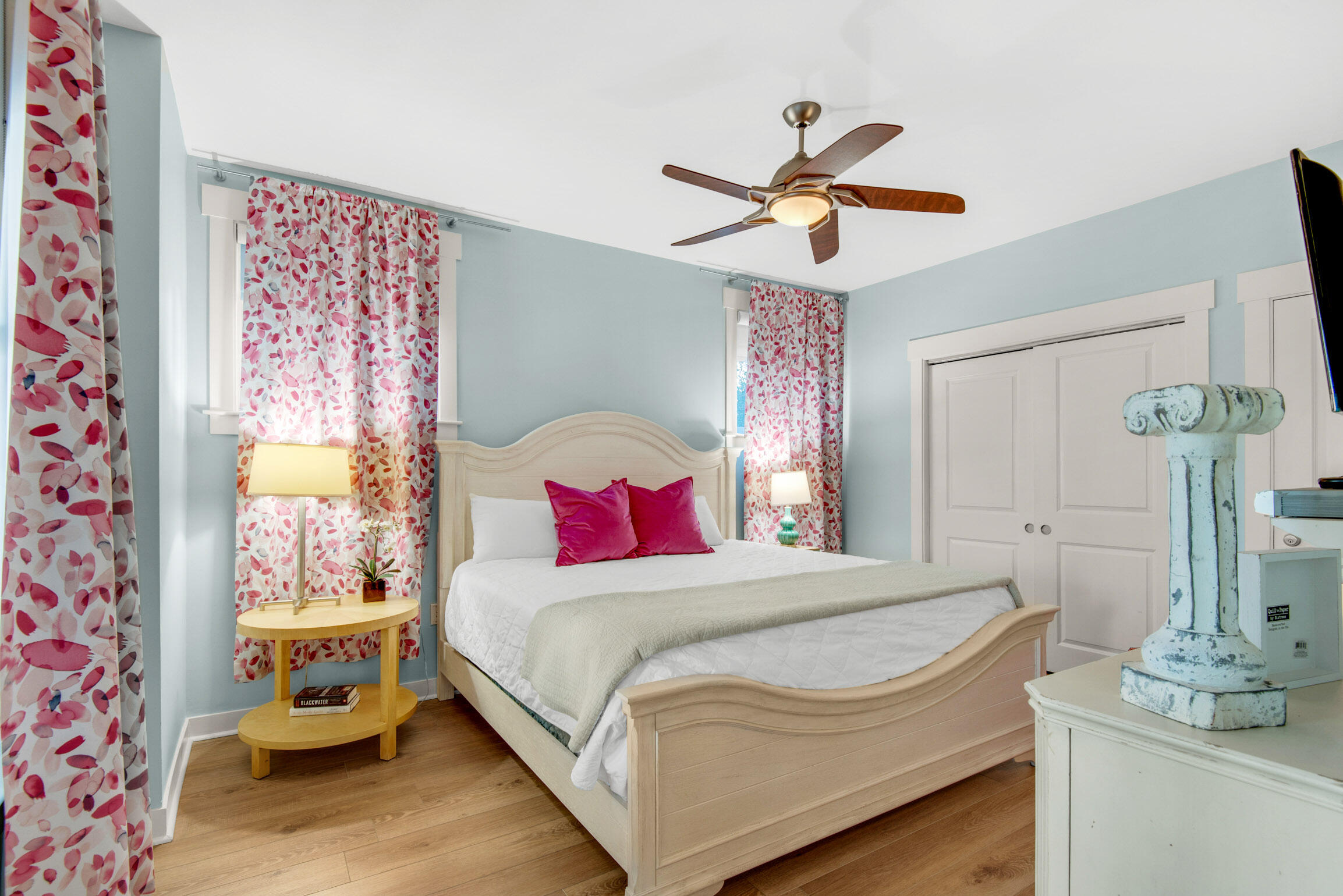 BAHIA CONDO - Residential